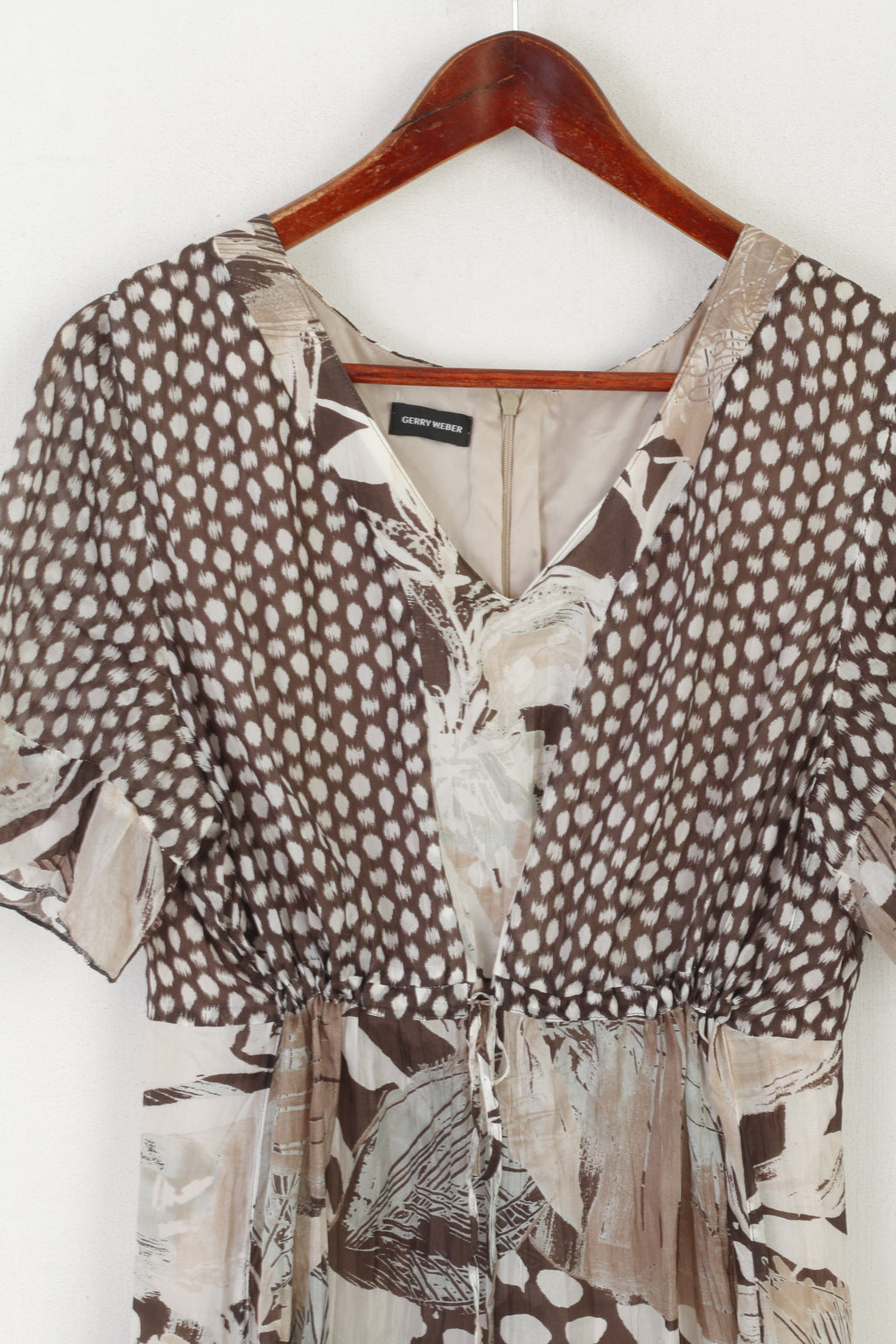 Gerry Weber Women 20 46 Dress Brown 100% Silk Multi Printed V Neck Elegant