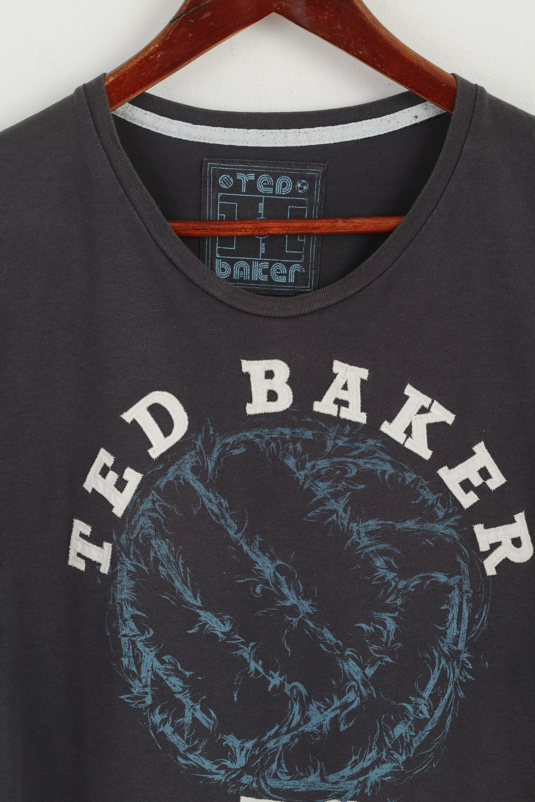 Ted Baker Men 4 L T-Shirt Grey Cotton Graphic Football Club  Sportswear Top