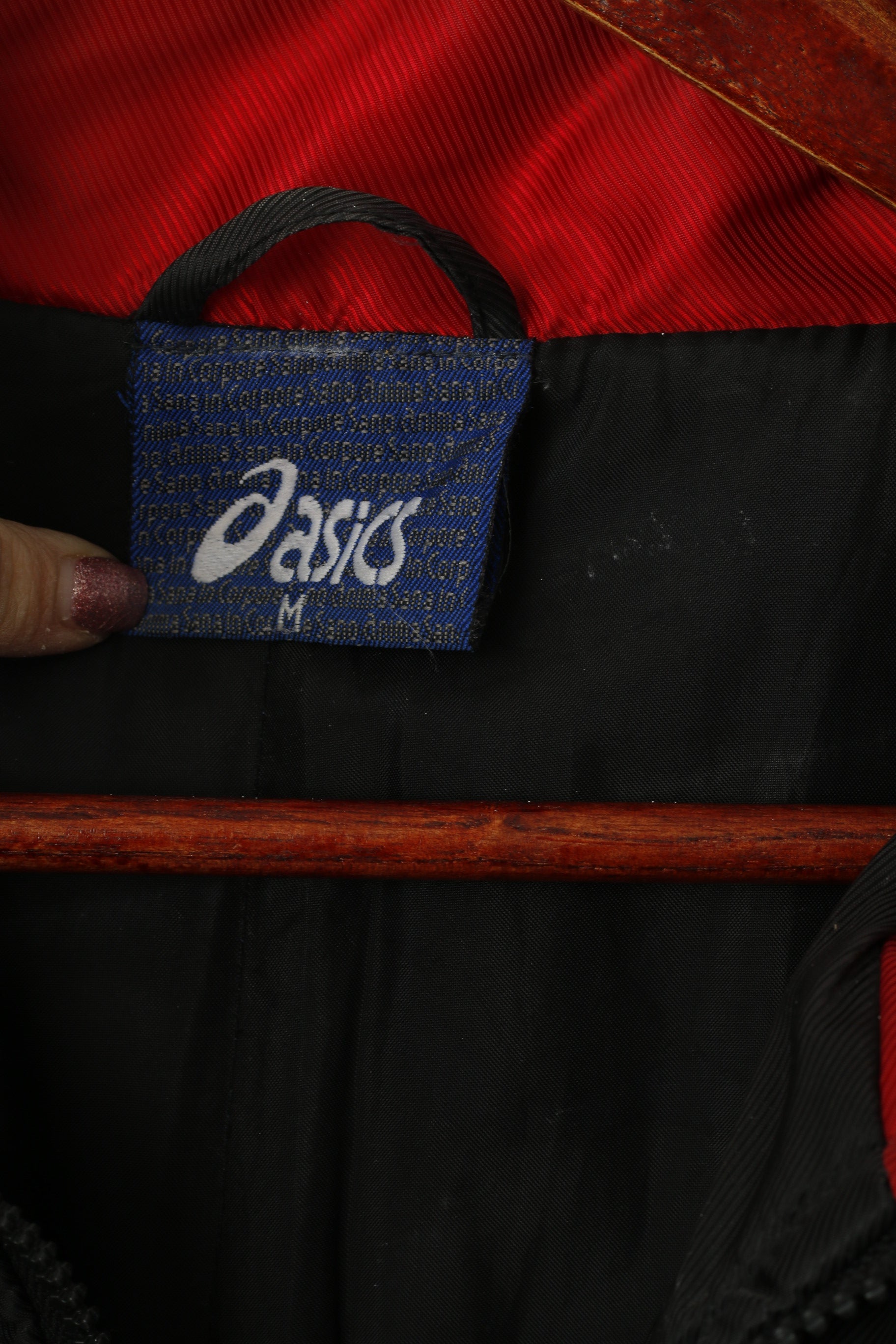 Giacca Asics Sunderland AFC da uomo M, top da calcio impermeabile in nylon imbottito nero