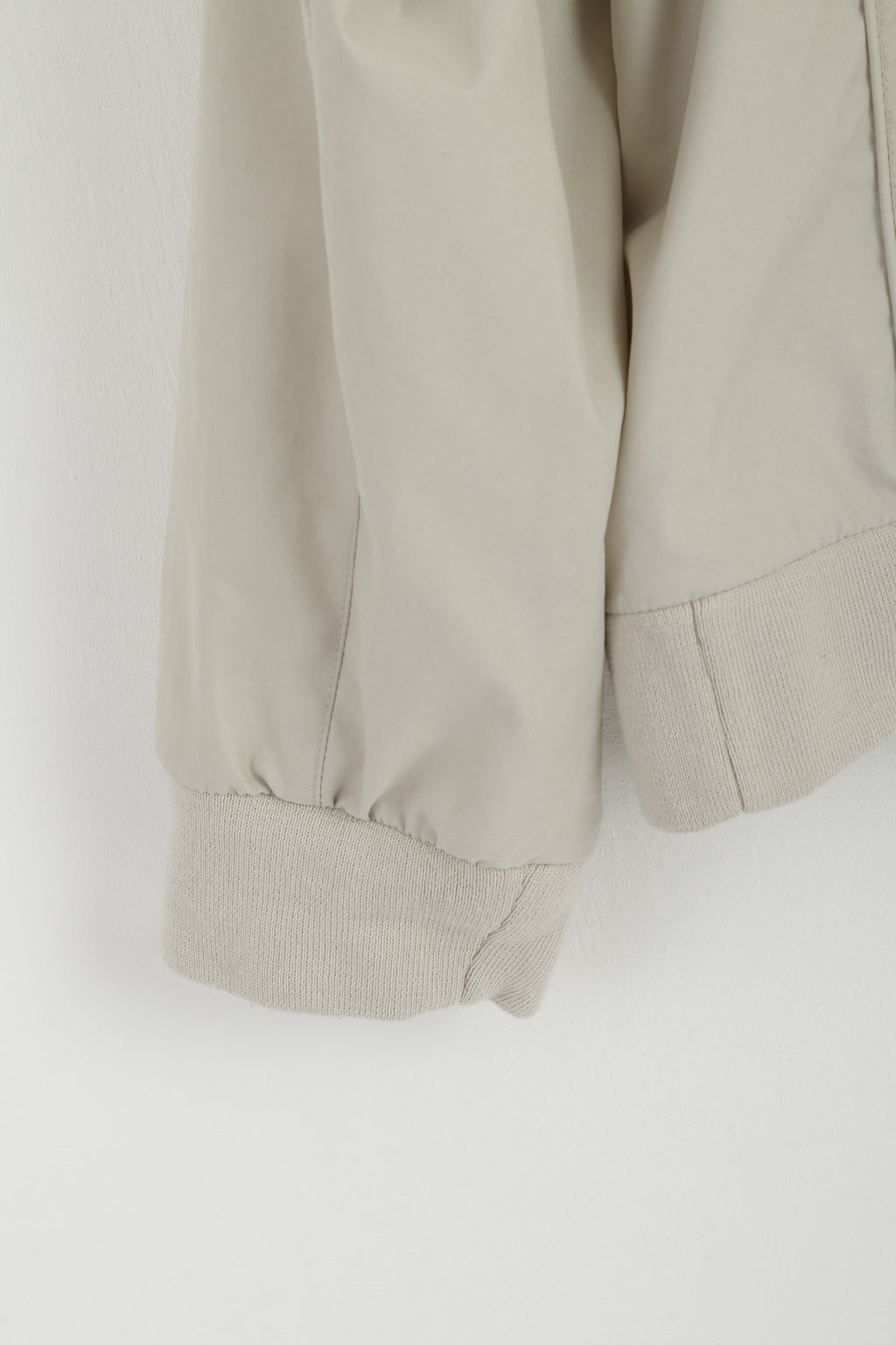 Hilfiger Athletics Men XL Pullover Jacket Beige V Neck Blouse Sport Mesh Lined Active Top