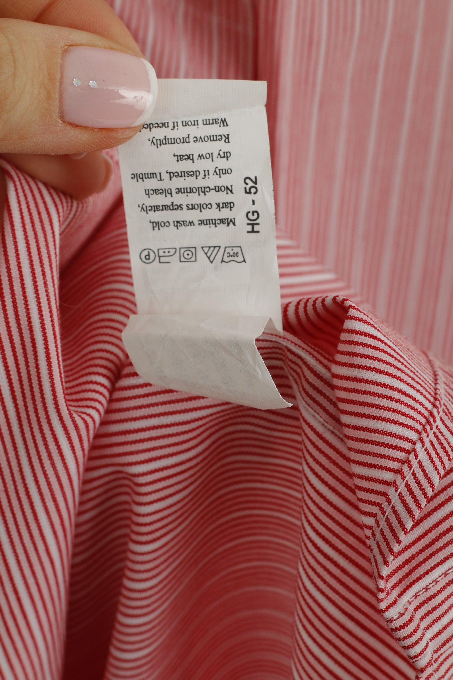 CHAPS Homme M Chemise décontractée Rouge Rayé Coton Manches Longues Facile d'entretien Poche Haut Classique