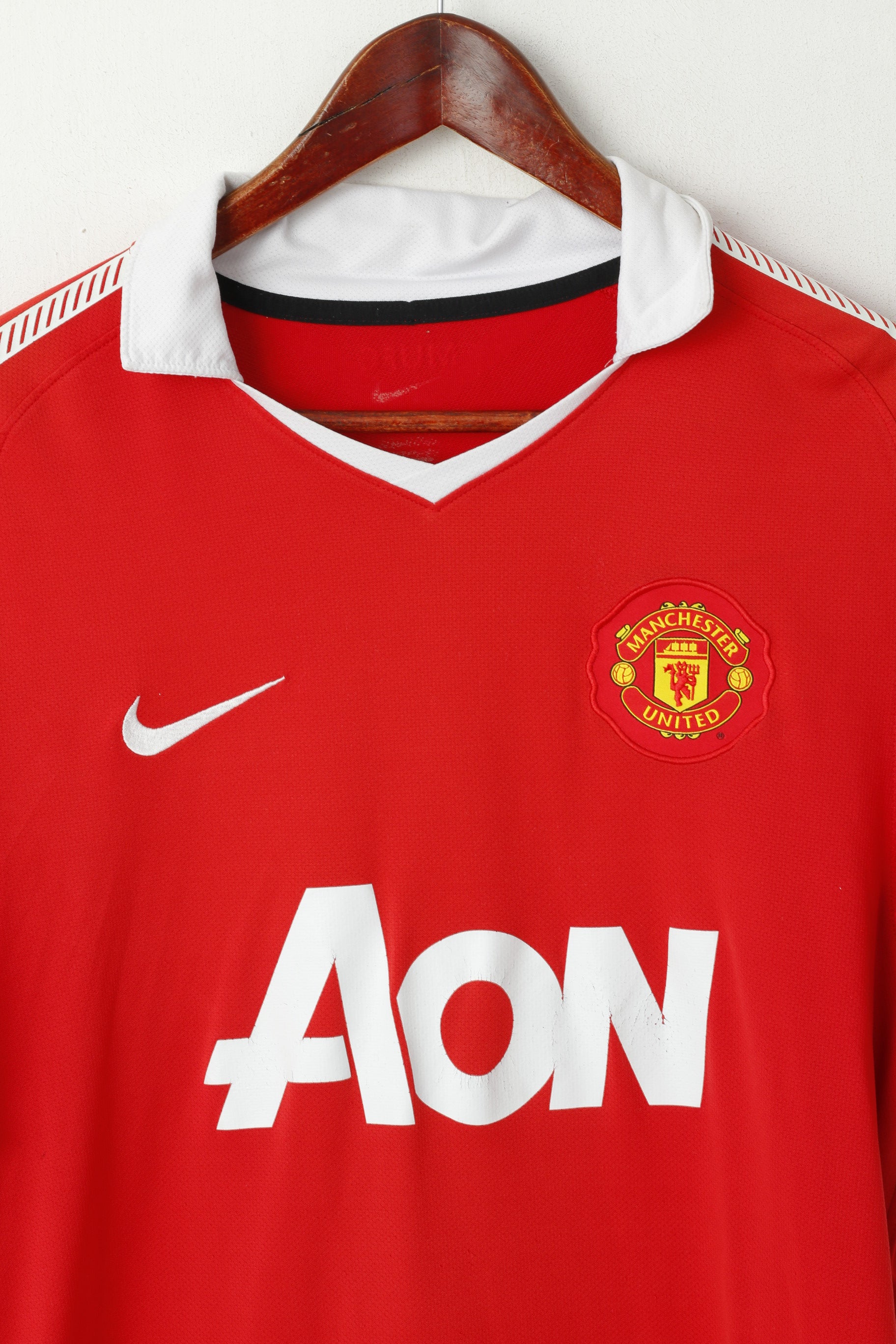 Polo Nike da uomo L rossa vintage Manchester United # 17 Nani maglia da calcio