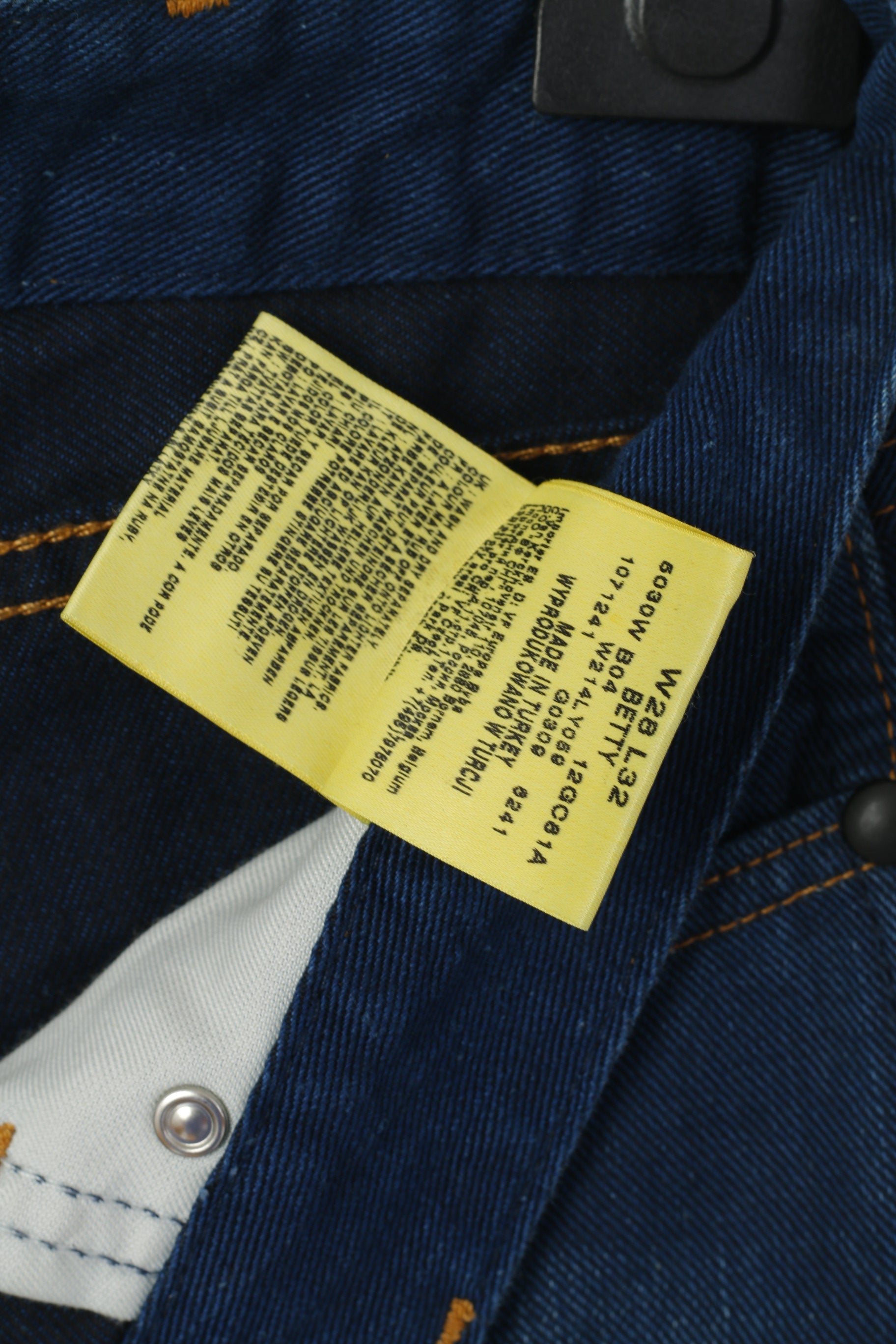 Pantaloni jeans Wrangler Betty da donna 28 Pantaloni bootcut in denim di cotone blu scuro