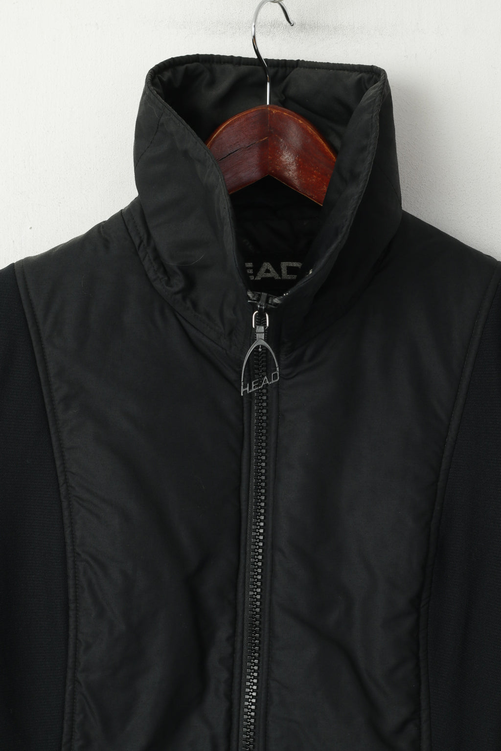 Giacca Head da donna anni '40 in nylon nero impermeabile vintage con tasca superiore con cerniera