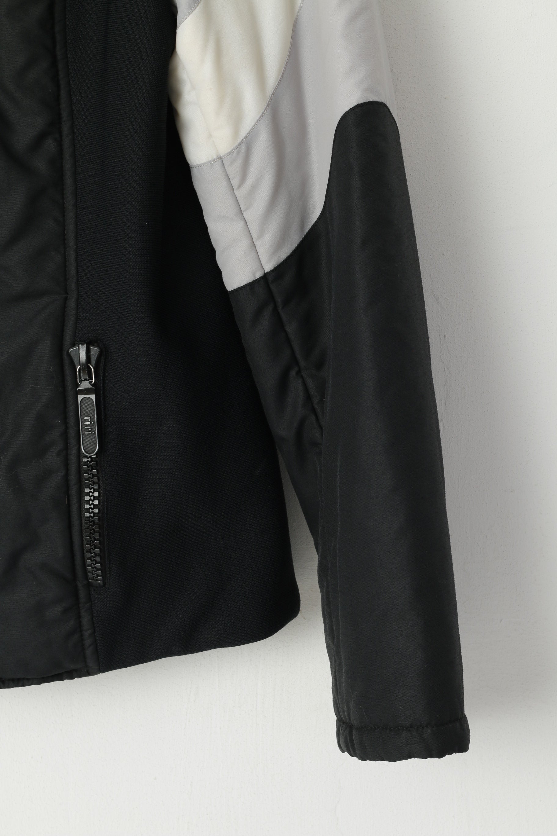 Giacca Head da donna anni '40 in nylon nero impermeabile vintage con tasca superiore con cerniera