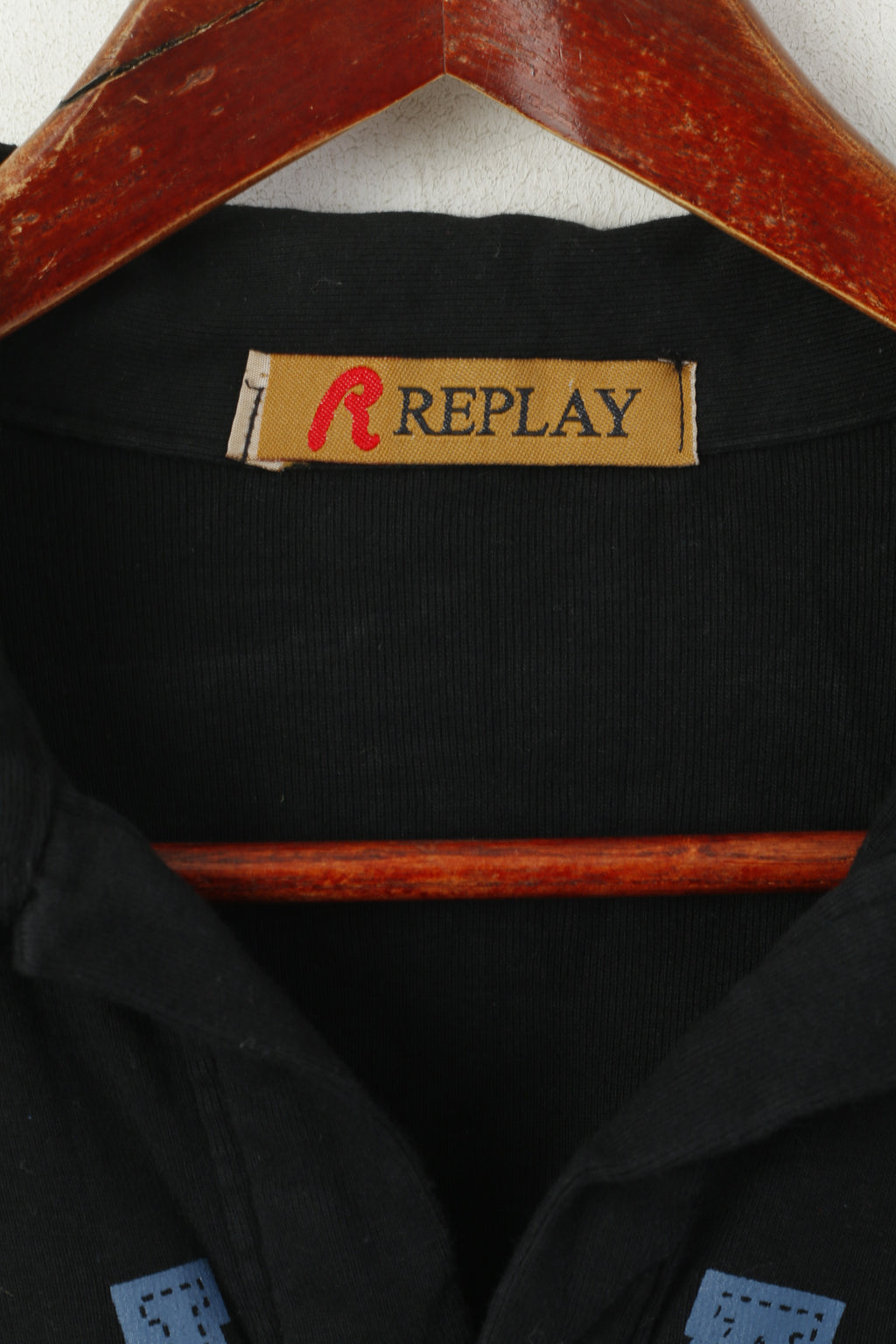 Polo Replay da uomo, top a maniche corte con grafica elasticizzata in cotone nero