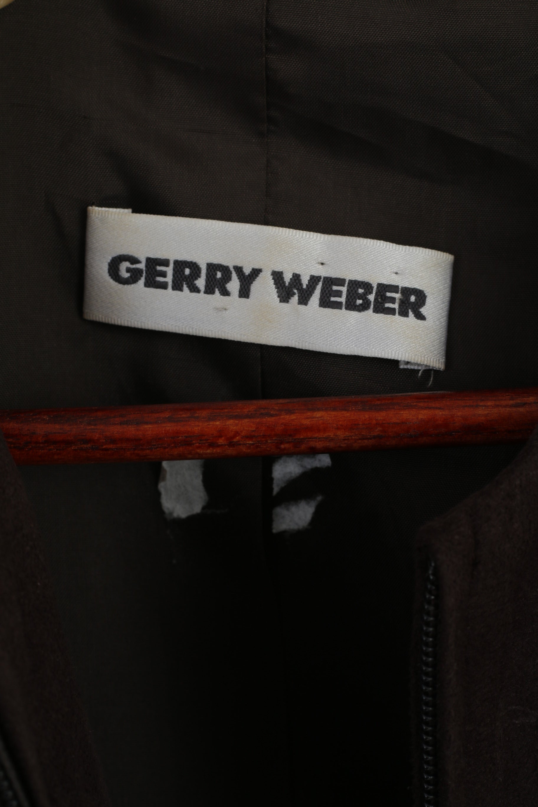 Gerry Weber Women's  Jacket 42 Brown With Shoulder Pads Two Inside Pockets Zippered