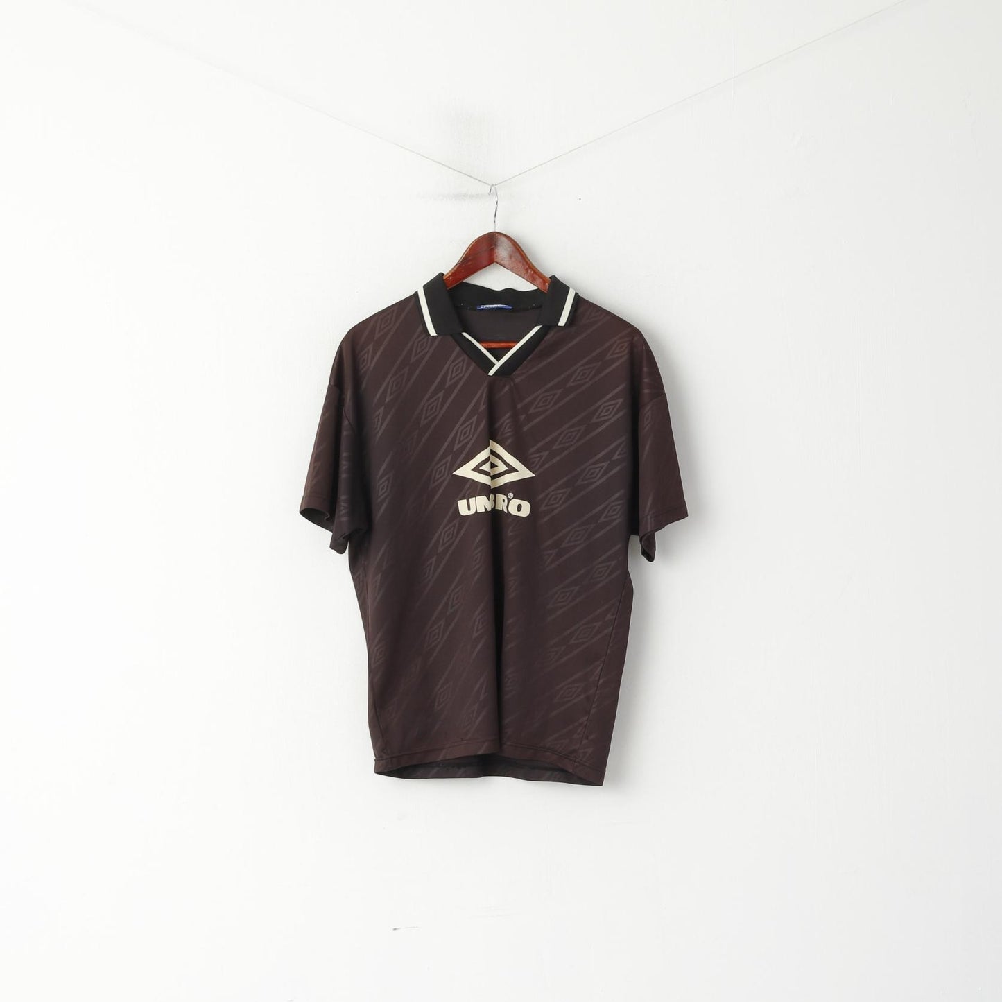 Umbro Men M Polo Shirt Brown Striped Shiny Vintage Sport Football Training Jersey Top