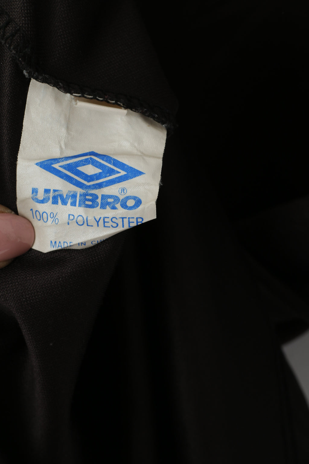 Polo Umbro da uomo M. Maglia da allenamento sportiva da calcio vintage a righe marroni lucide