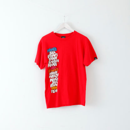 T-shirt Nike M da uomo in cotone rosso 6.0 con grafica a sei punti, top girocollo