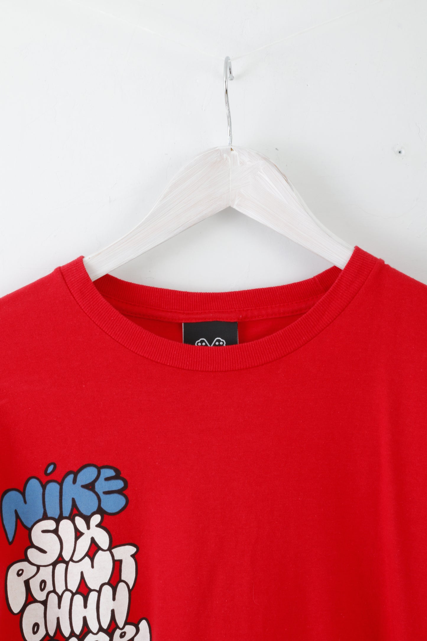 Nike M T-shirt à col rond en coton rouge 6.0 pour homme Motif six points