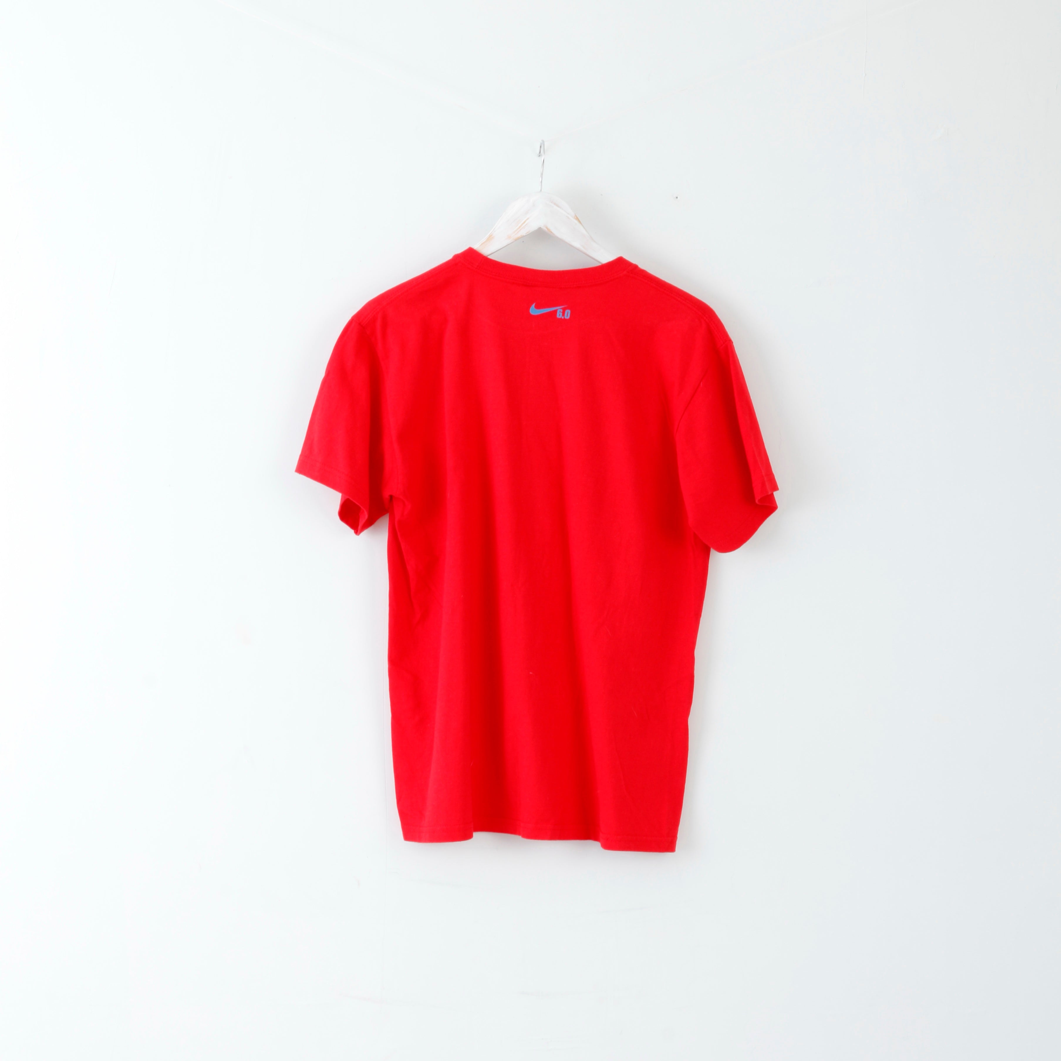 Nike Mens M T-Shirt Red Cotton 6.0 Six Point Graphic Crew Neck Top