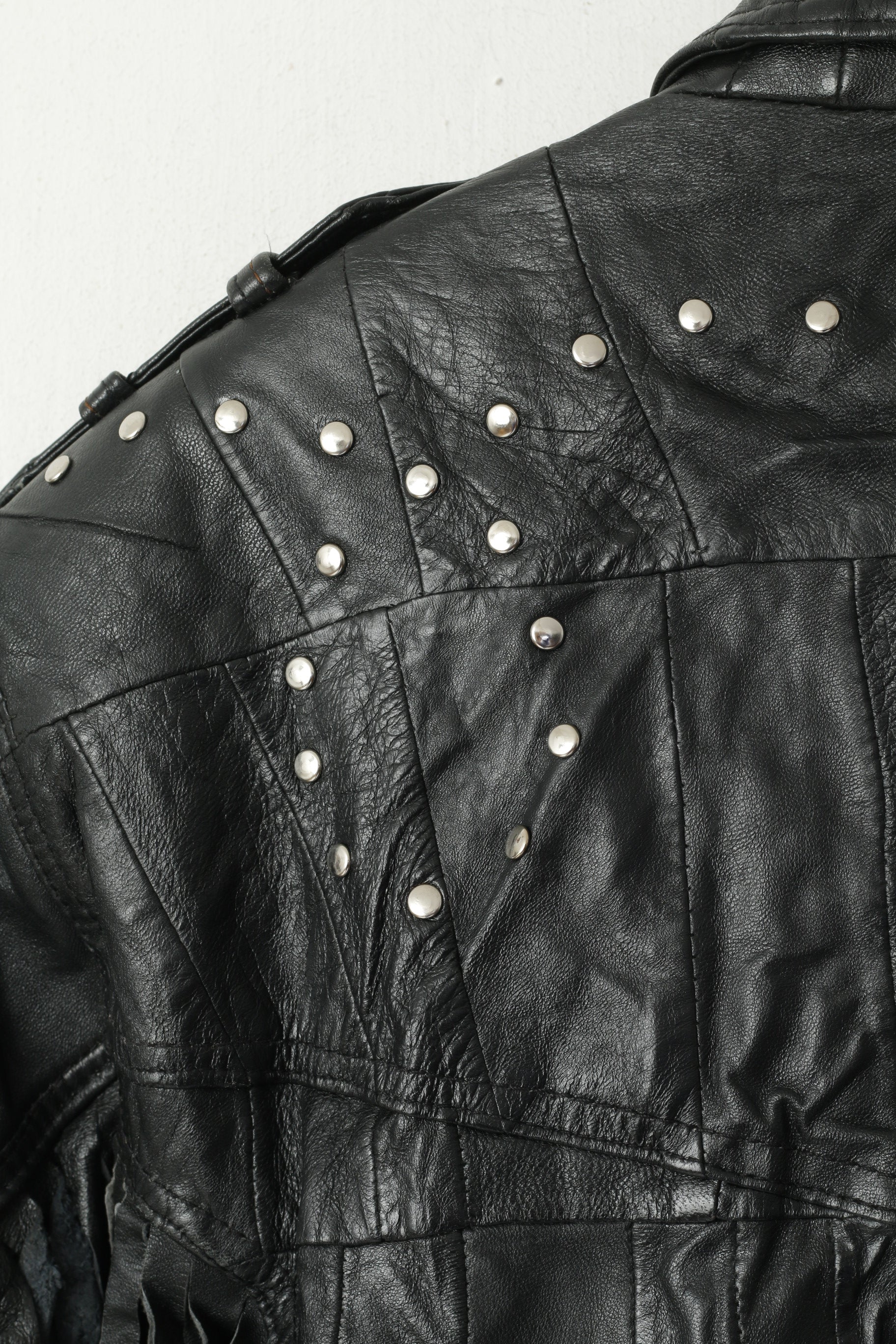 Giacca vintage da donna 42 L con frange in pelle nera, cerniera completa, morbido top da motociclista Western Ramones