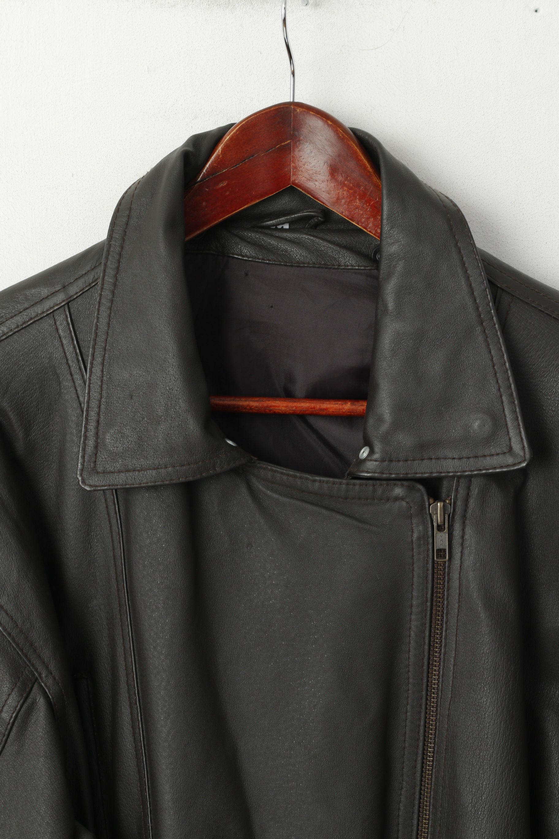 Giacca Mariut da donna M in pelle marrone da motociclista da moto con cintura e cerniera intera retrò