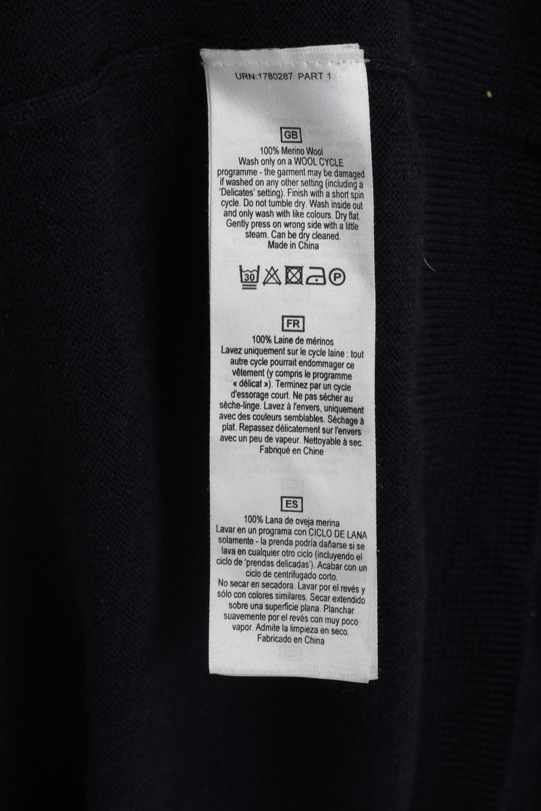 TM Lewin Men XXL Jumper Navy 100% Merino Wool V Neck Soft Plain Sweater