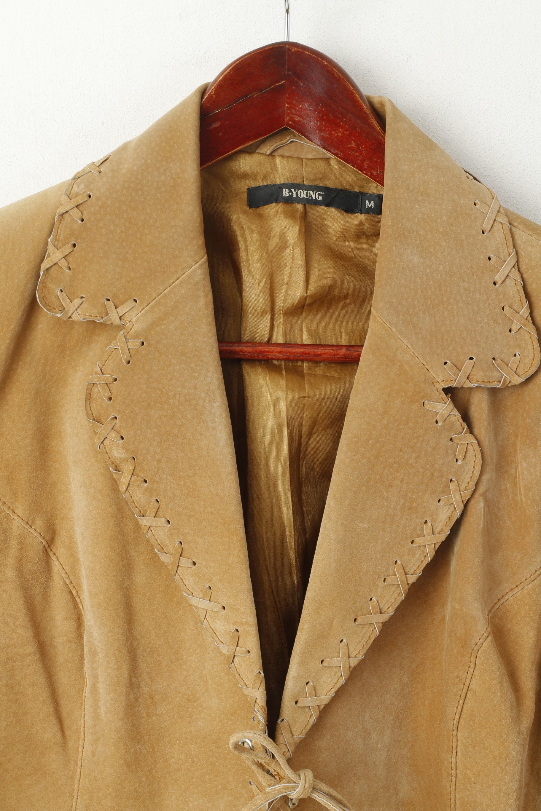 B Giacca da donna giovane M. Top blazer con lacci in pelle beige