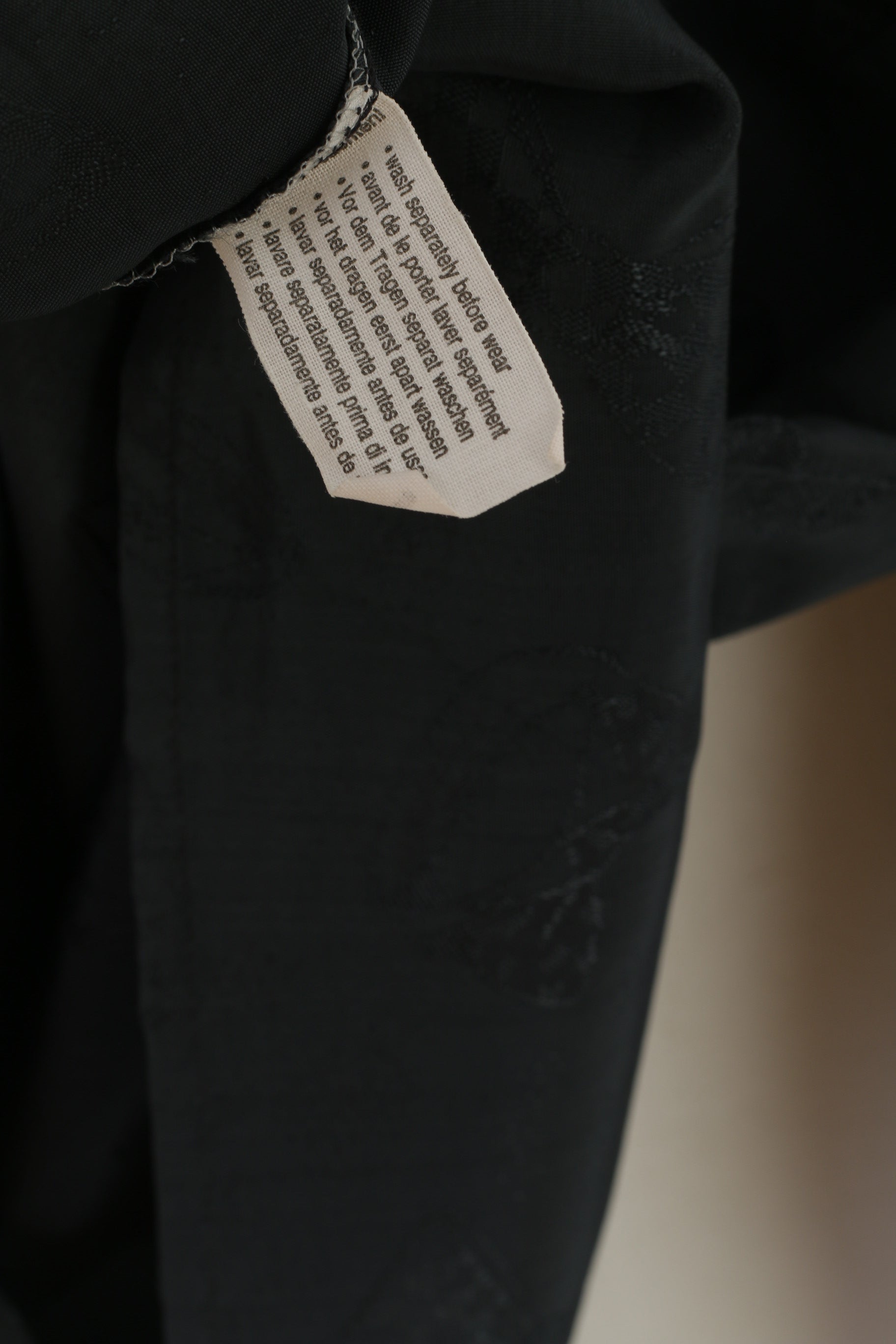 C&amp;A New Fast Men 42 L Chemise décontractée Charbon Viscose Bow Print Haut à manches longues