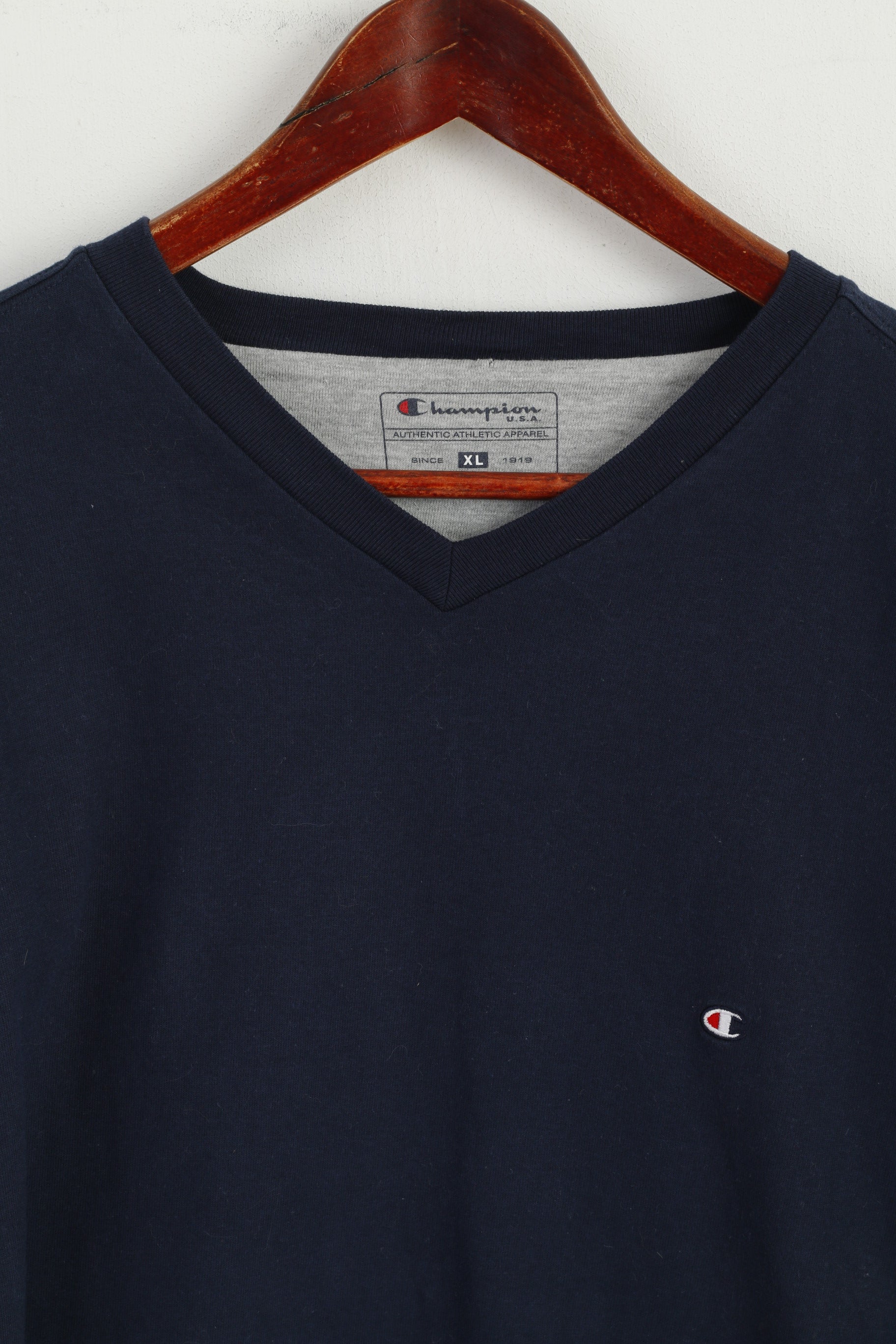 Champion Men XL Long Sleeved Shirt Navy Cotton V Neck Classic Athletic Top