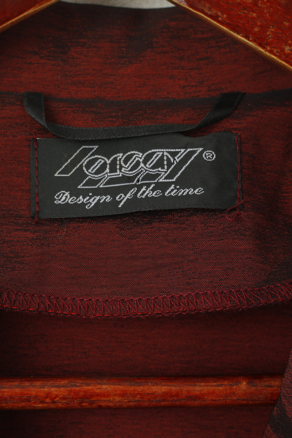 Giacca elegante in viscosa con spalline lucide bordeaux da donna Orsay 36 S. Giacca elegante in viscosa