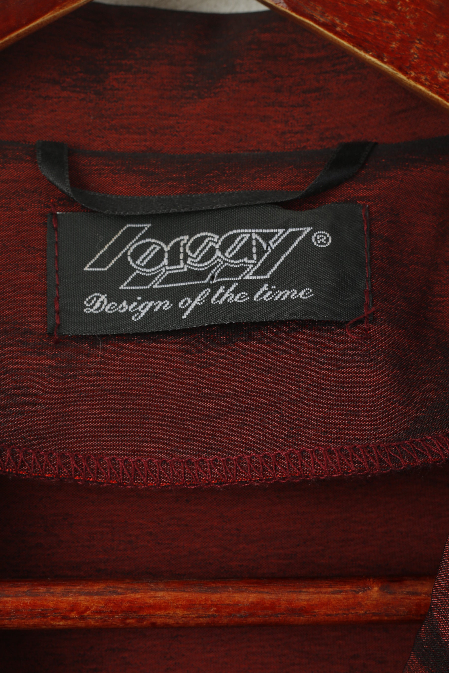 Giacca elegante in viscosa con spalline lucide bordeaux da donna Orsay 36 S. Giacca elegante in viscosa