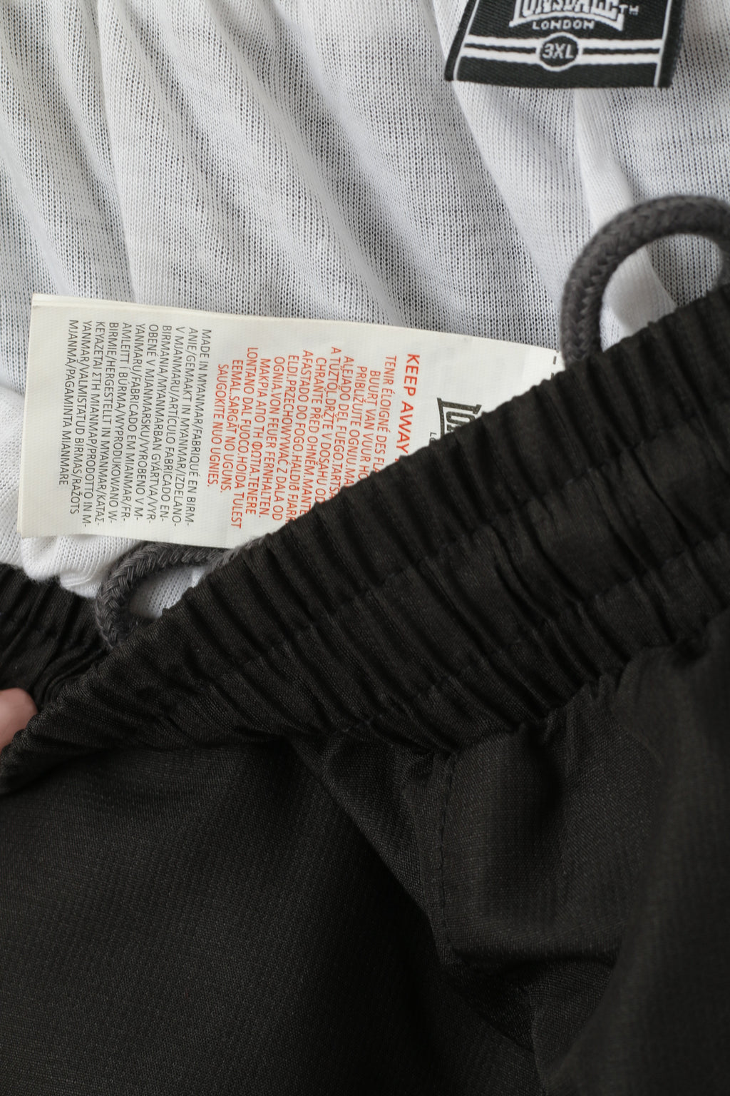 Lonsdale London Men 3XL Sweatpants Black Shiny Zip Pockets Tracksuit Bottom Pants