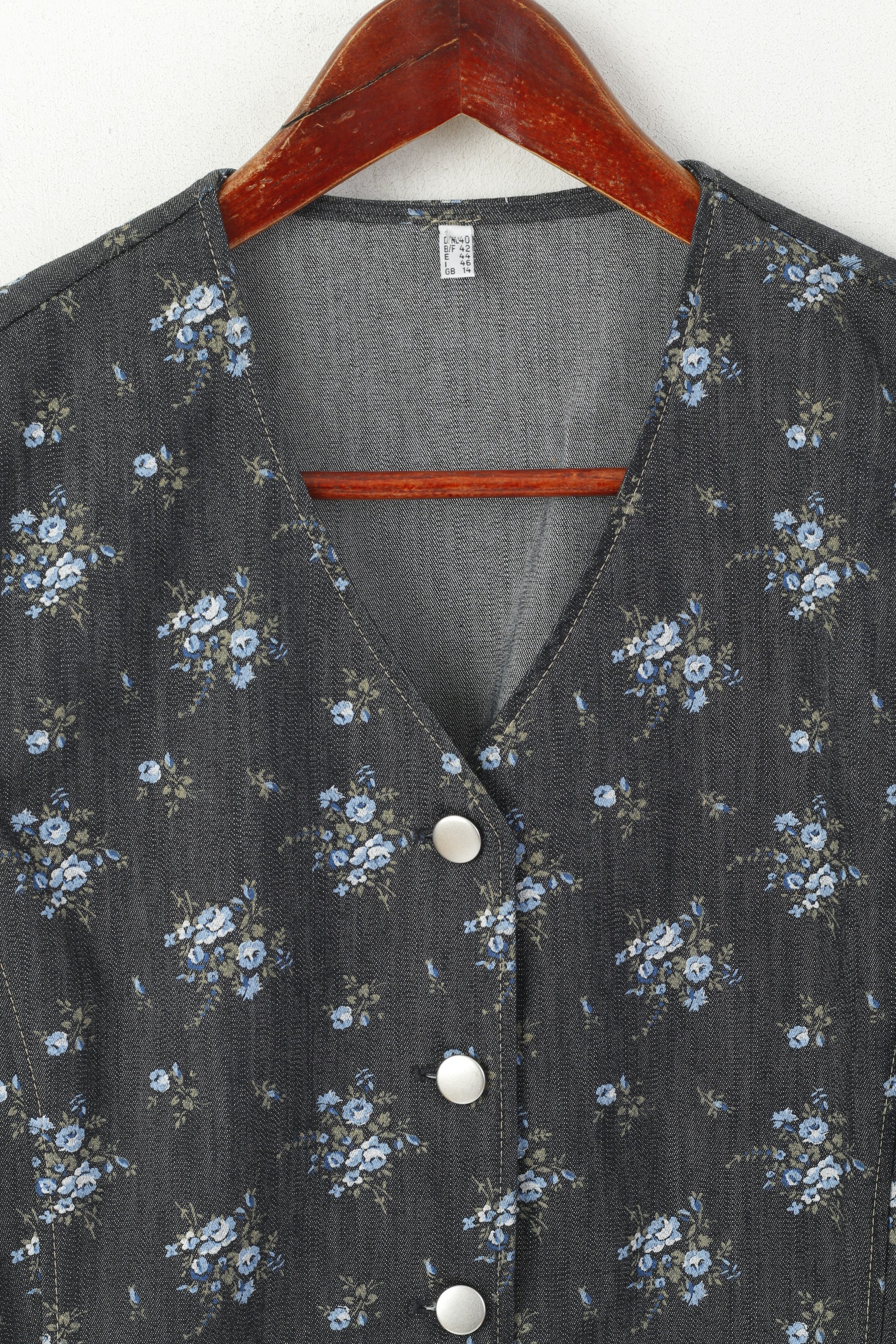 Vintage Women 14 40 M Waistcoat Navy Denim Floral  Jeans Cotton Retro Vest