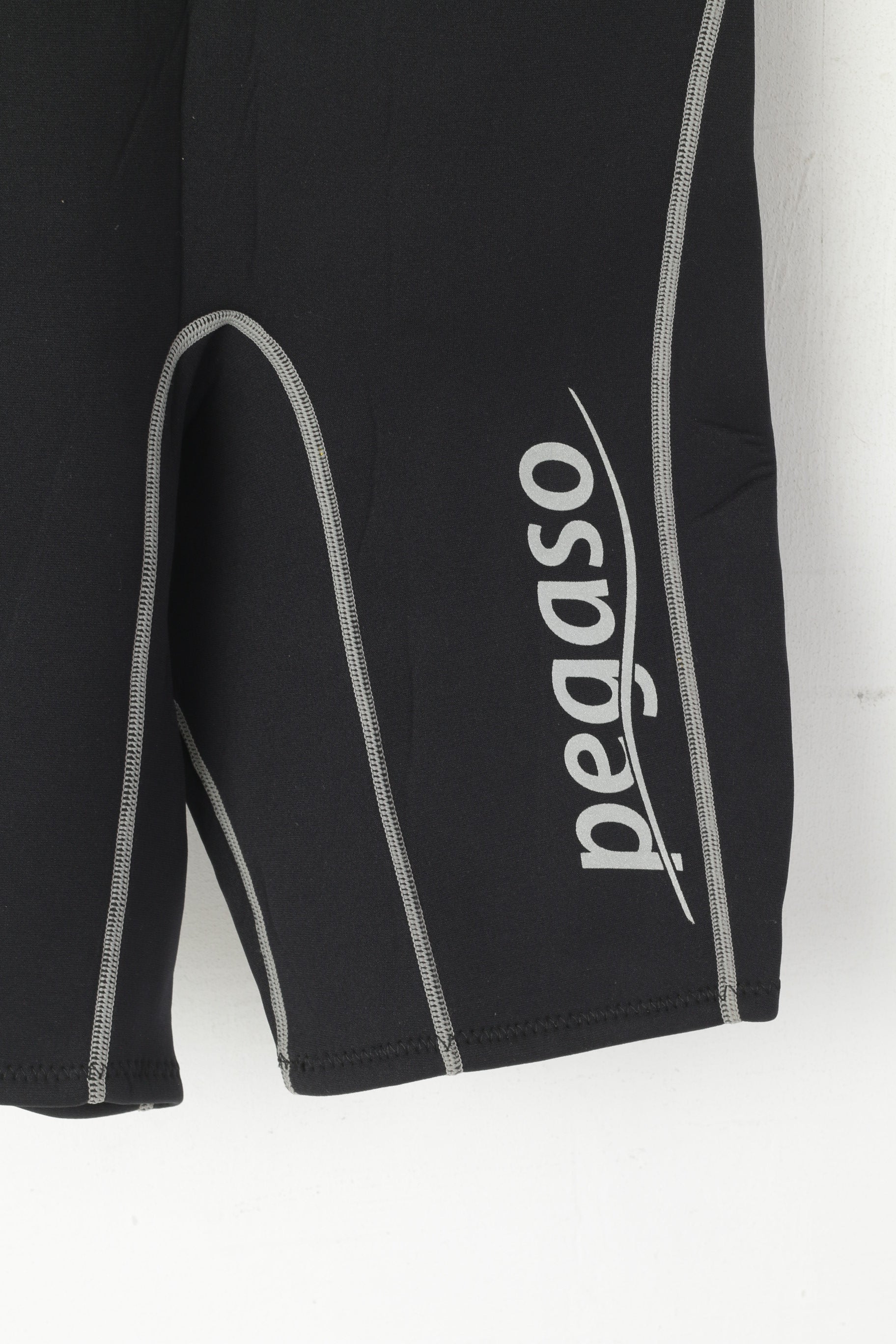 Pegaso Unisex S Wetsuit Black Red Surf Steamer Neoprene Swim Shortie Wet Suit