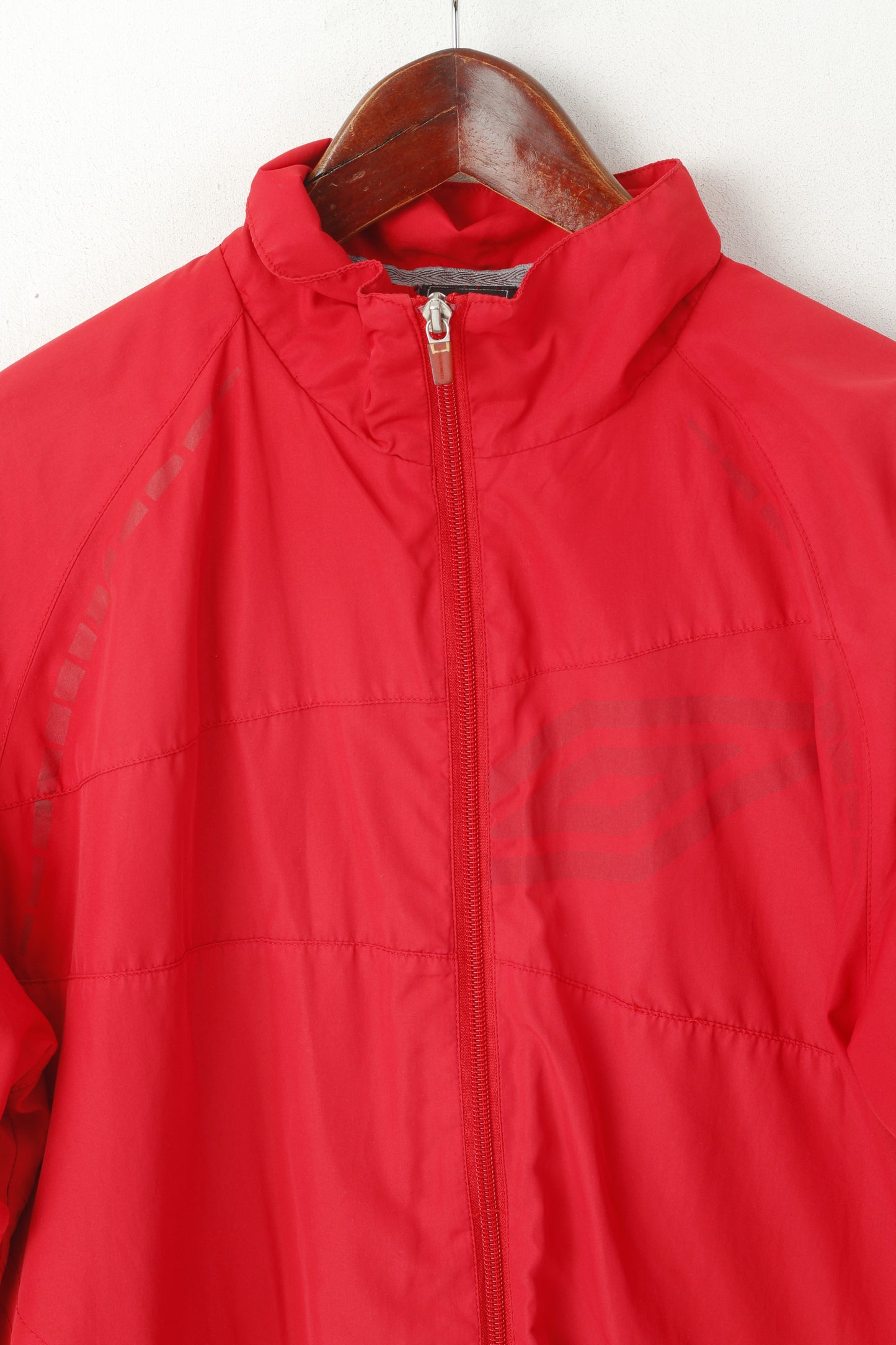 Umbro Men S Jacket Red Vintage Full Zip Sportswear Reflective Lightweight Top