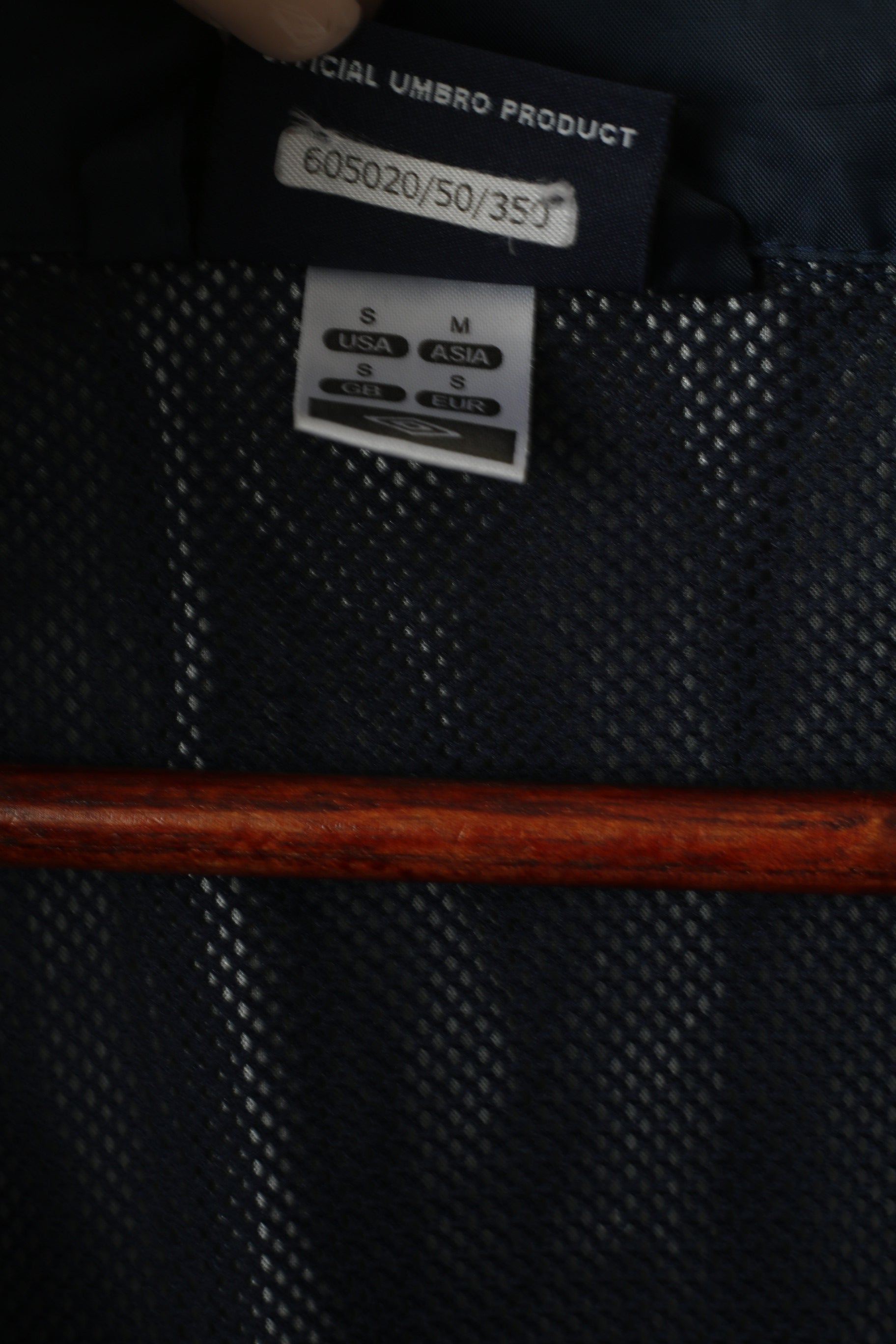 Umbro Hommes Veste Marine Fermeture Éclair Complète Sportswear Capuche Cachée Haut Léger