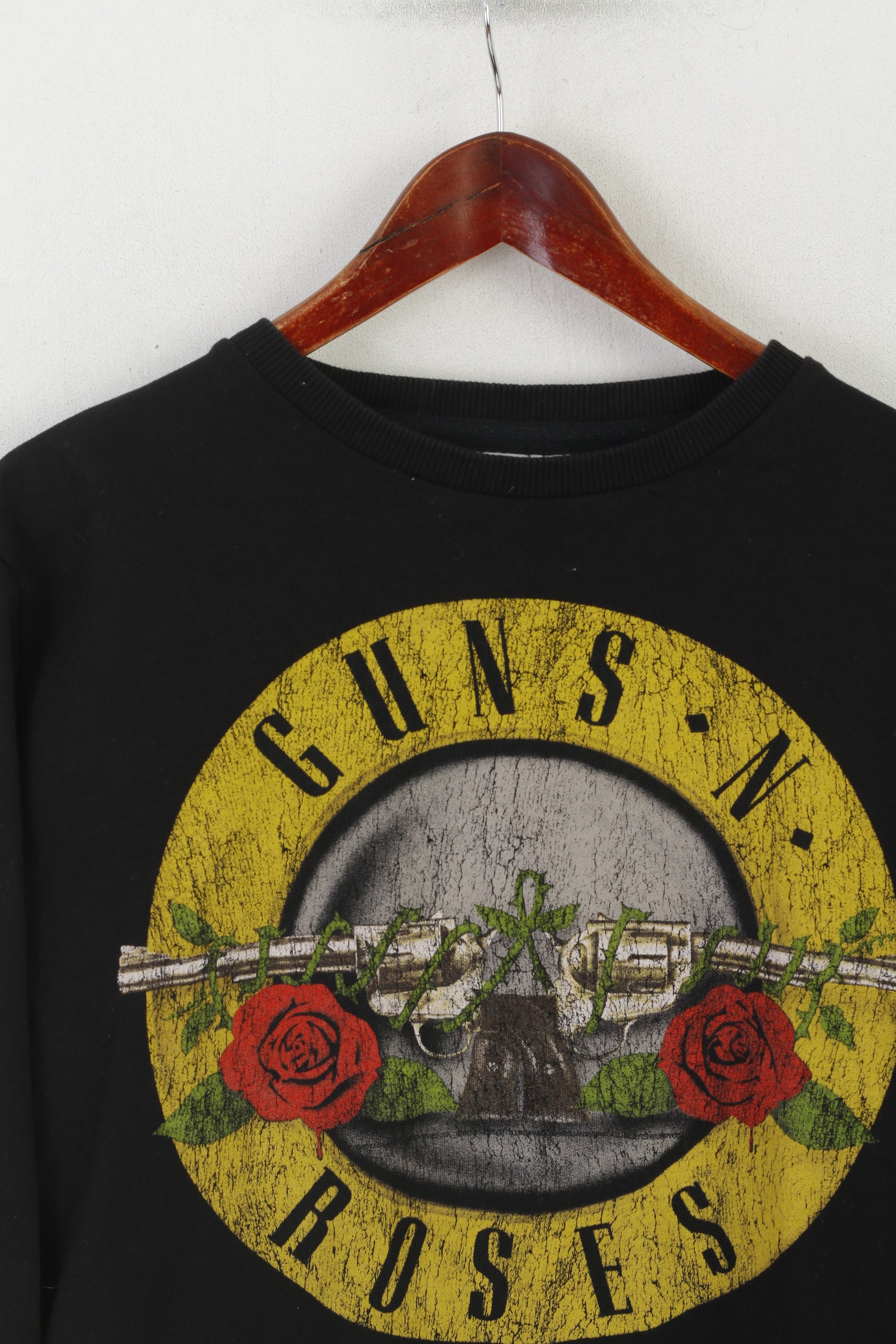 Cedar Wood State Guns N' Roses Women L Sweatshirt Black Cotton Graphic Top