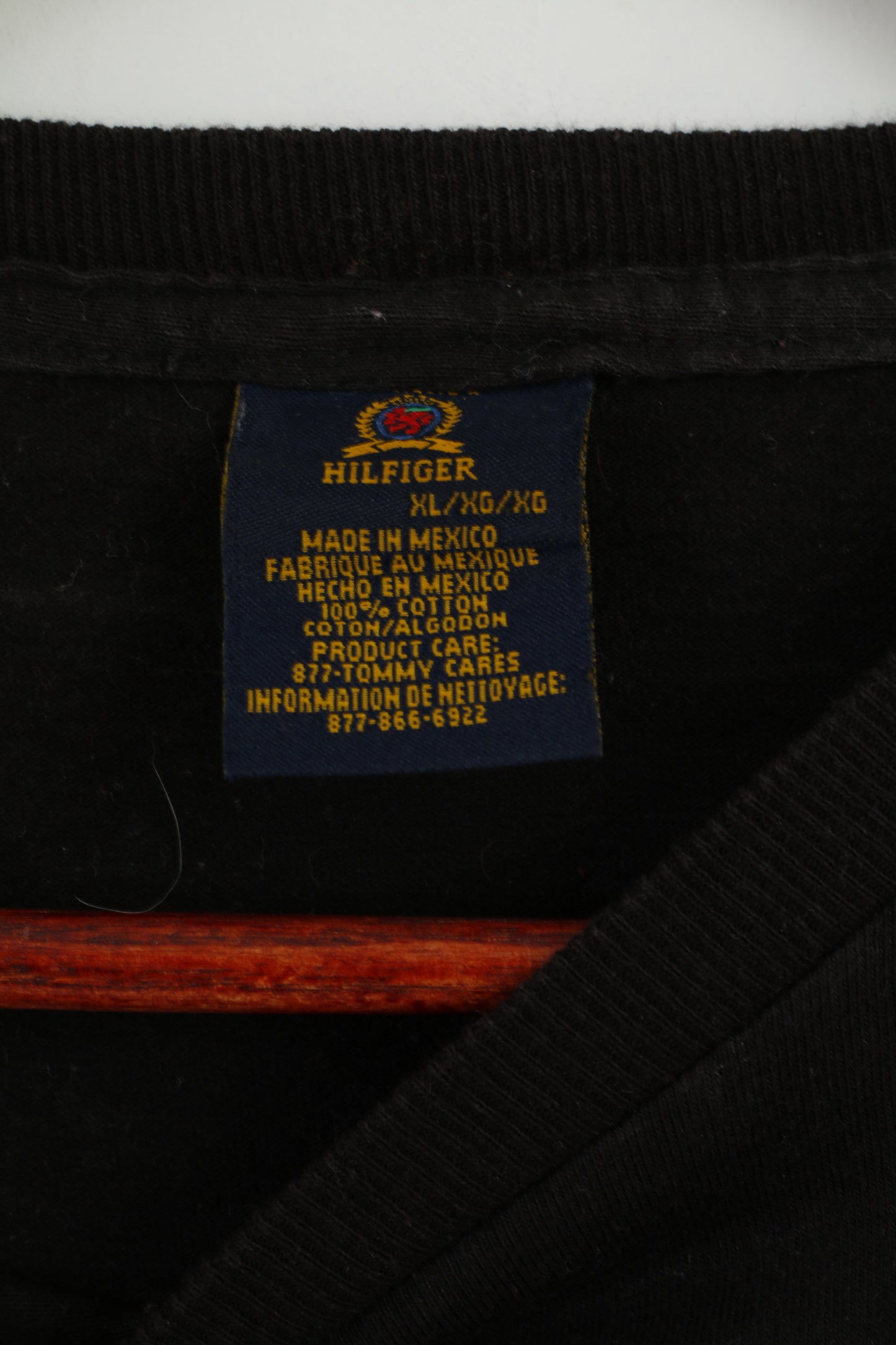 Hilfiger Mens XL T-Shirt Noir Coton USA Dauphins haut vintage