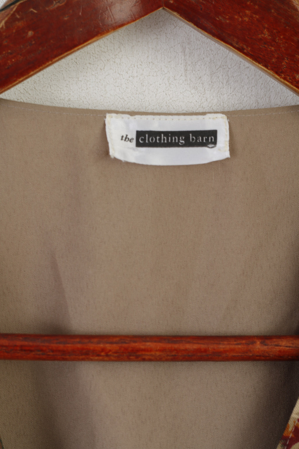 The Clothing Barn Women L Waistcoat Beige Floral Shiny Viscose Vintage Vest