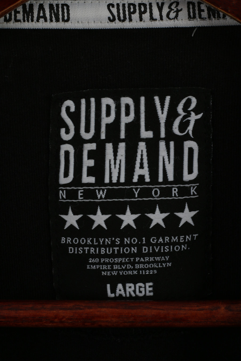 Supply & Demand Men L (M) Shirt Black Roses New York PVC Short Sleeve Top