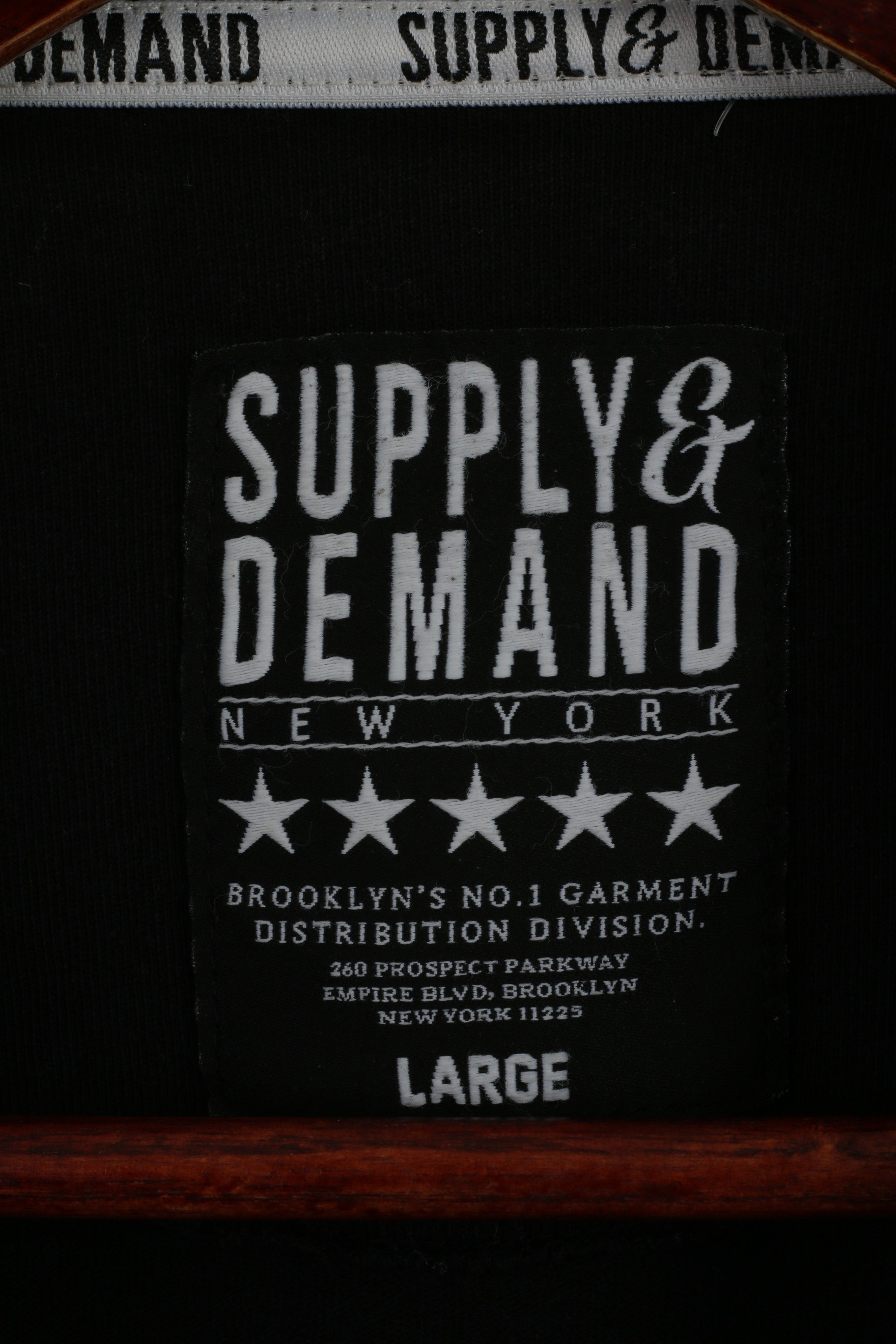 Supply & Demand Men L (M) Shirt Black Roses New York PVC Short Sleeve Top