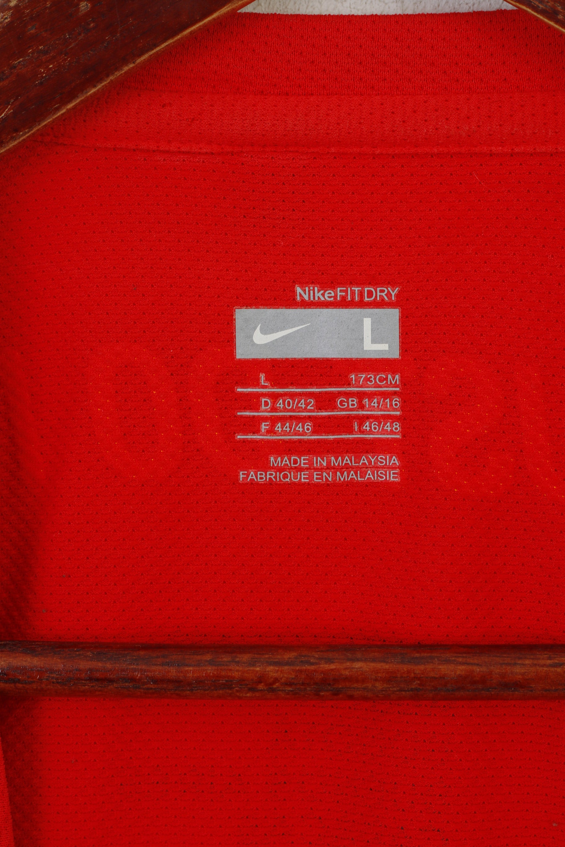 Nike Women L Shirt Red Dry Fit Running The Human Race 2008 Jersey Top