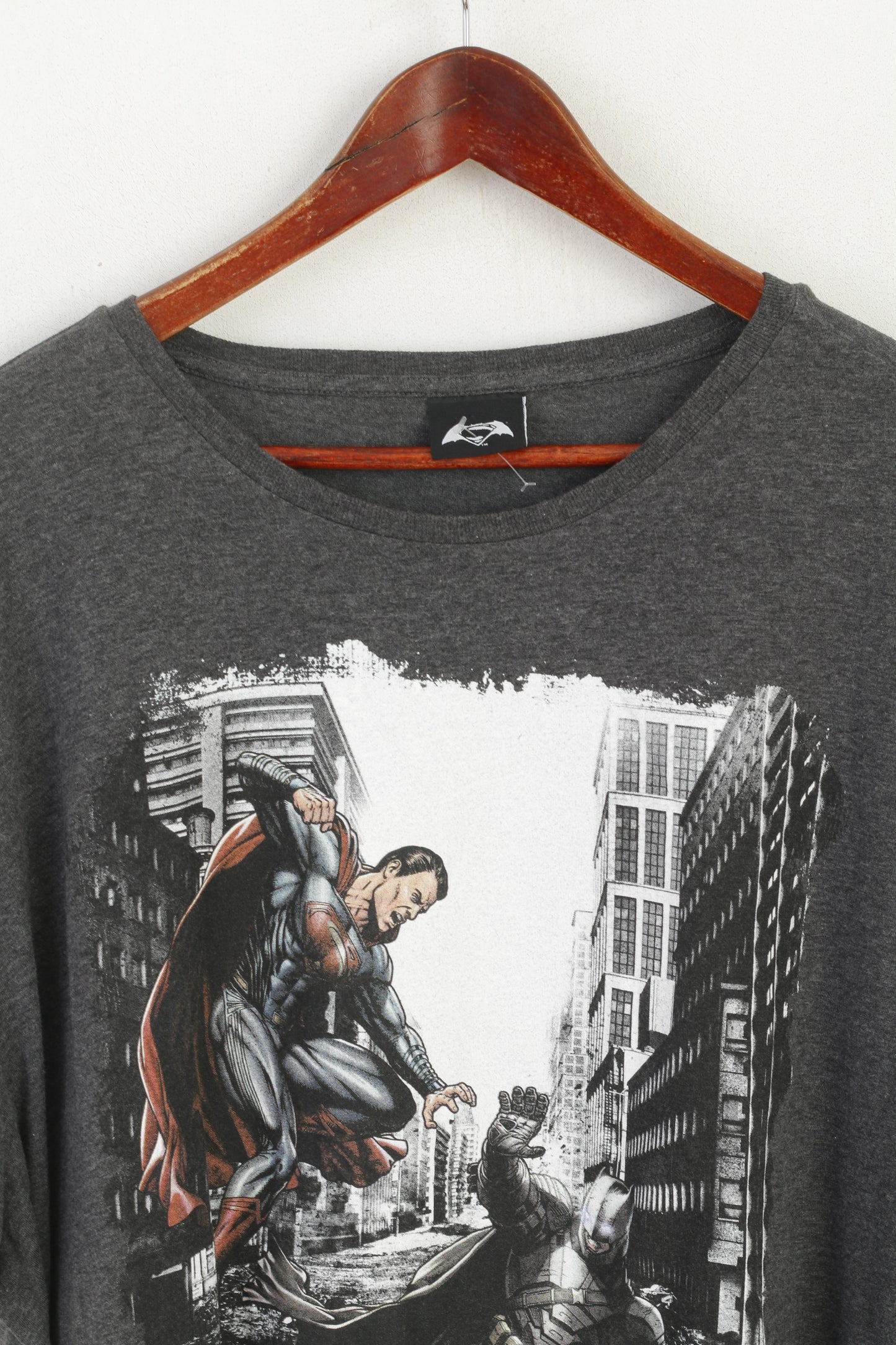 Batman V Superman Men XXXL Shirt Gray Cotton Graphic Dawn of Justice Top