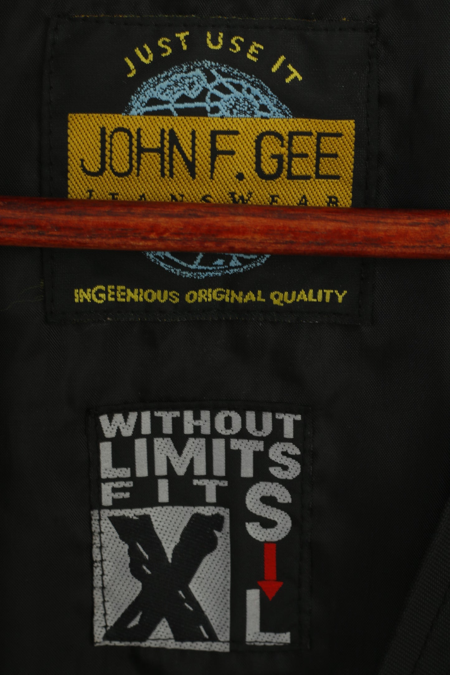 John F. Gee Jeanswear Men 52 XL Waistcoast Black Nylon Waterproof Sleeveless Vest