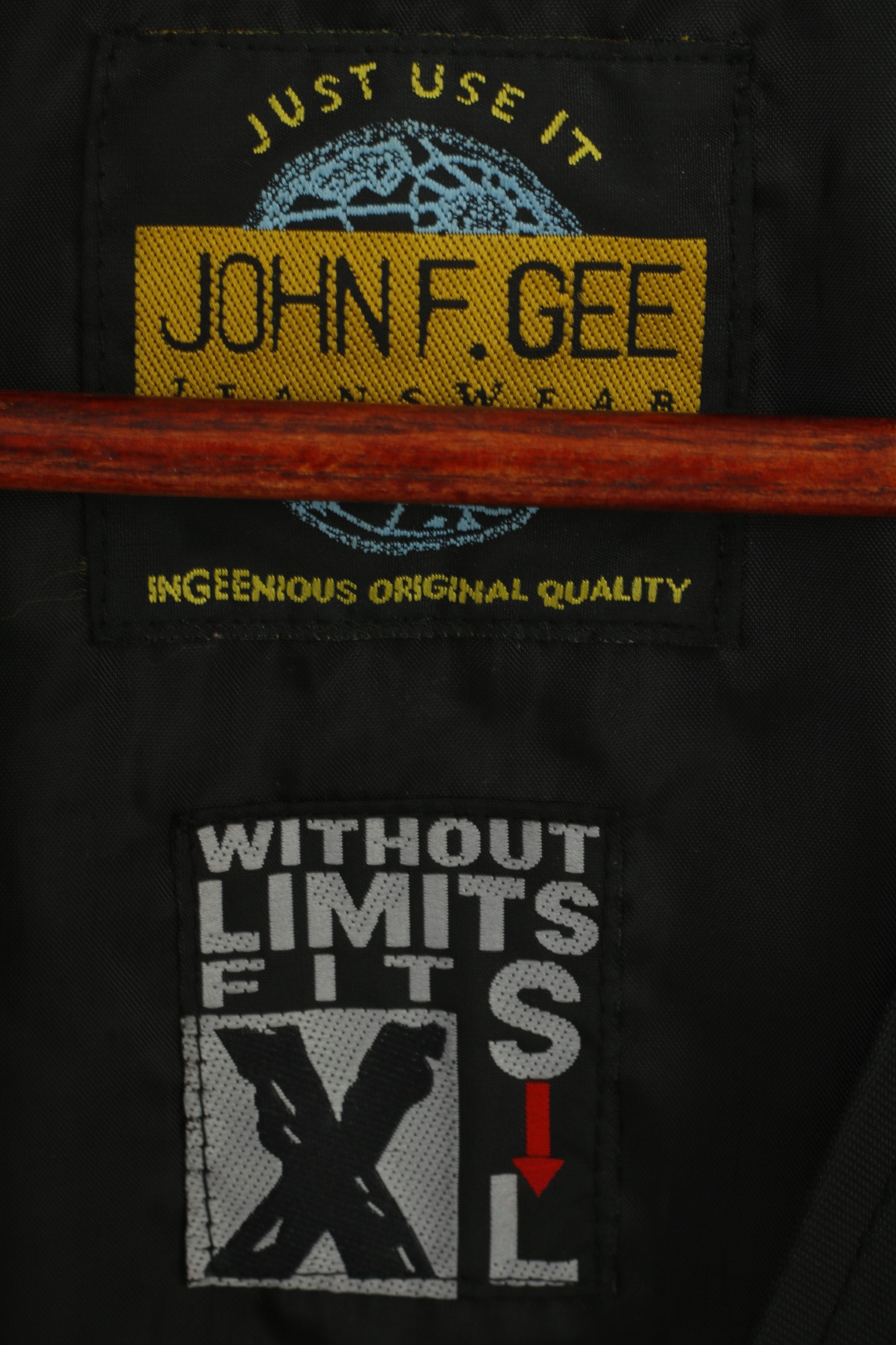 John F. Gee Jeanswear Men 52 XL Waistcoast Black Nylon Waterproof Sleeveless Vest