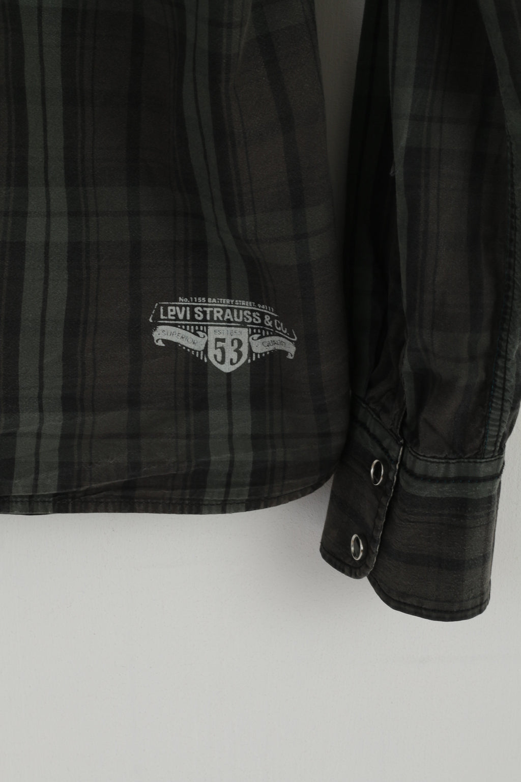 Levi's Men L (M) Chemise décontractée Vert à carreaux en coton avec boutons-pression Army Haut à manches longues