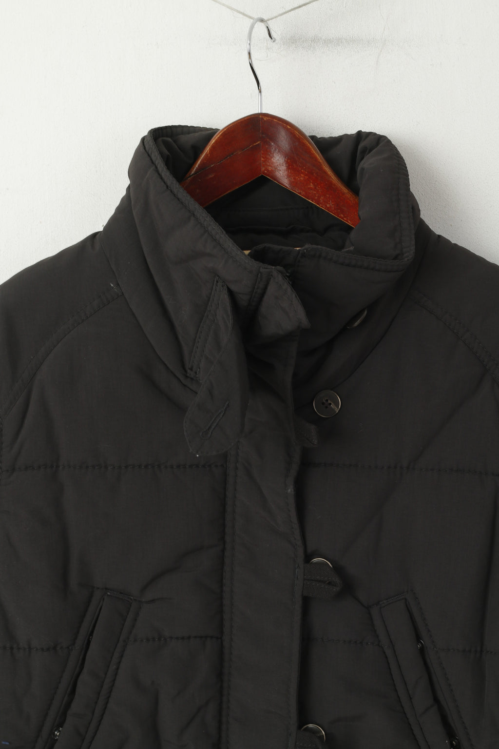 Giacca Levi's da donna L (M) Top trapuntato con cerniera intera imbottita in nylon nero