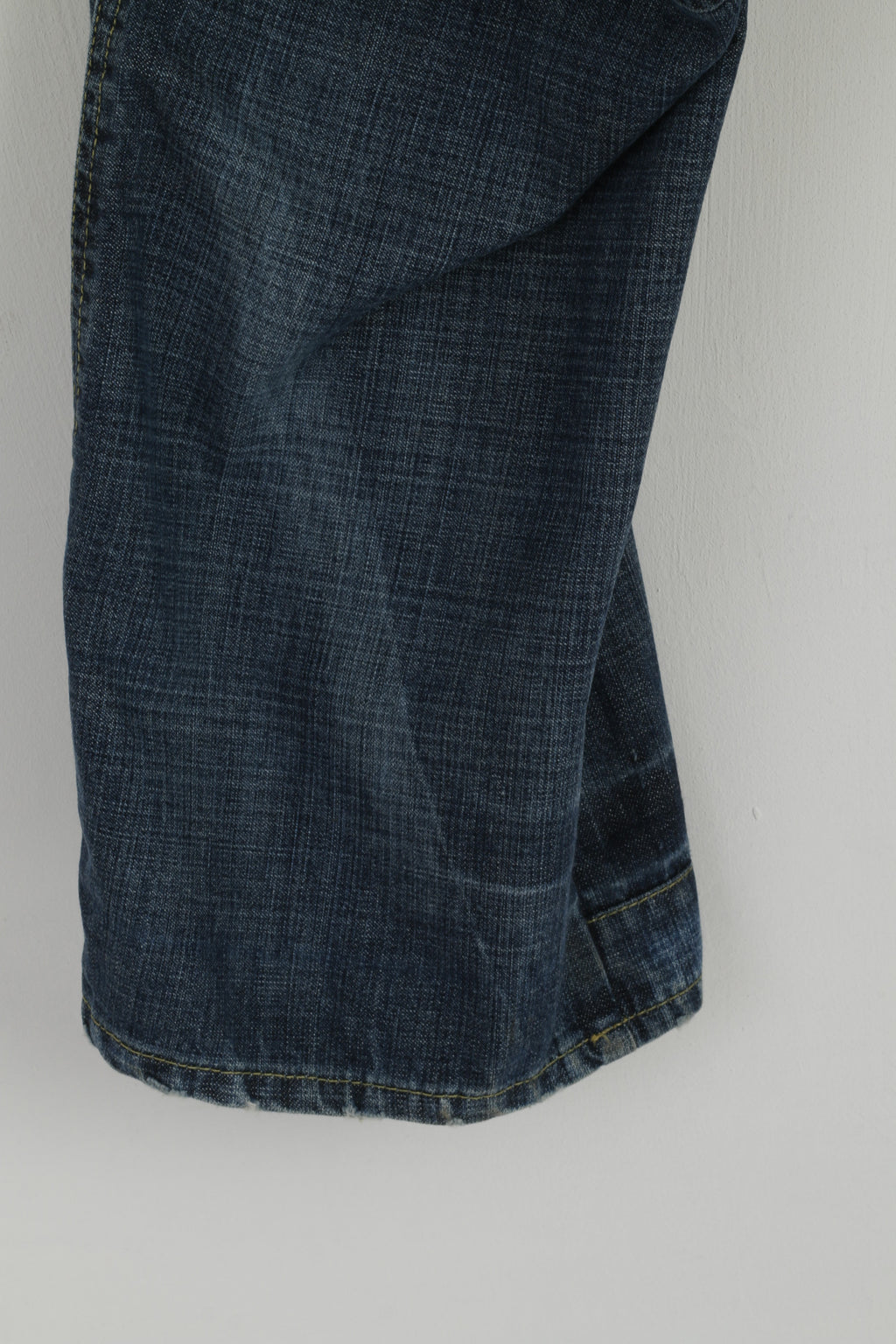 Pantaloni jeans G-STAR da uomo 32 Pantaloni in denim ricamato Elwood in cotone blu scuro