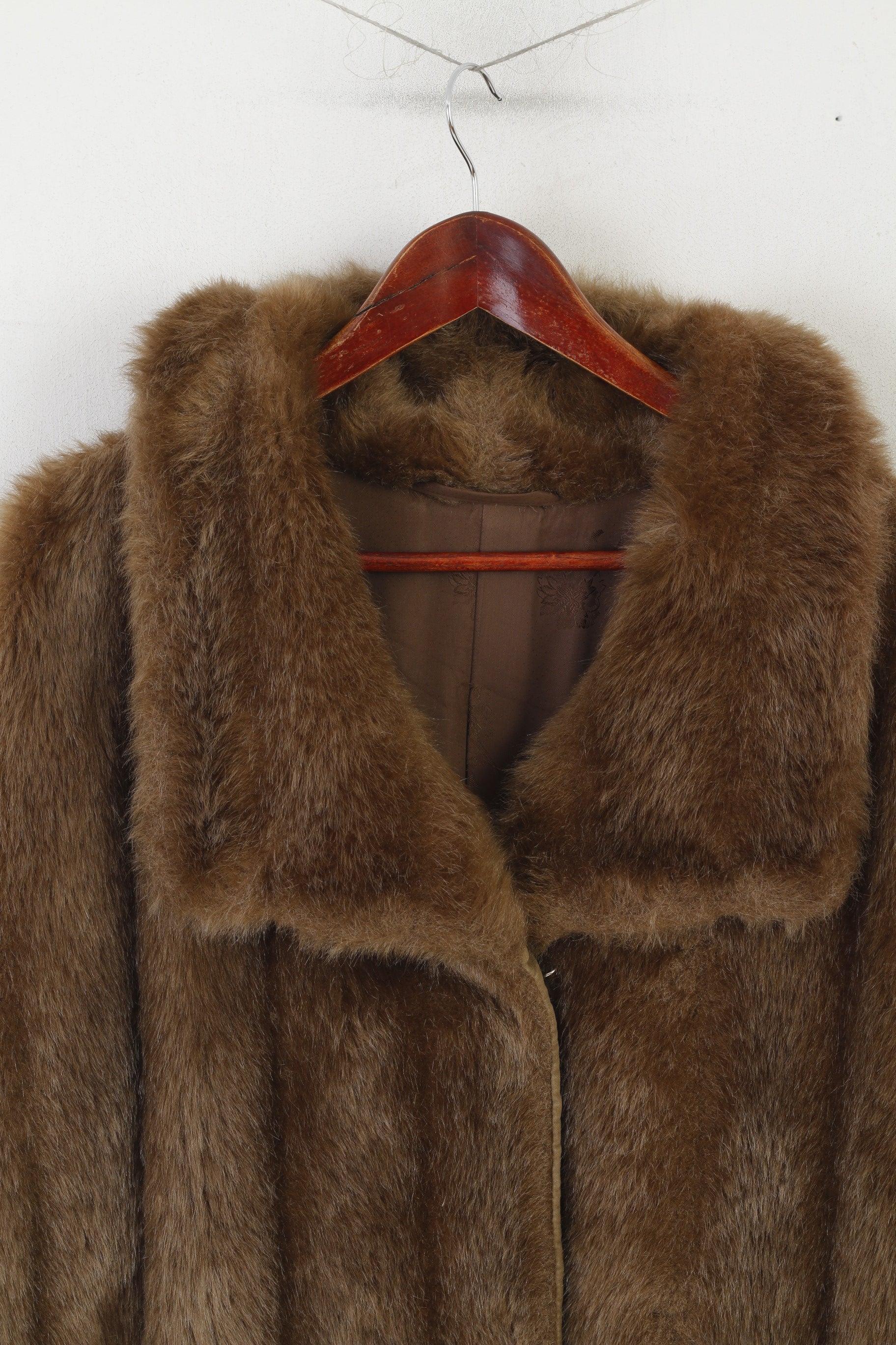 Modell Augustusburg Women M Fur Jacket Brown Wolpryla Pelzimitat Crimlin Jacket