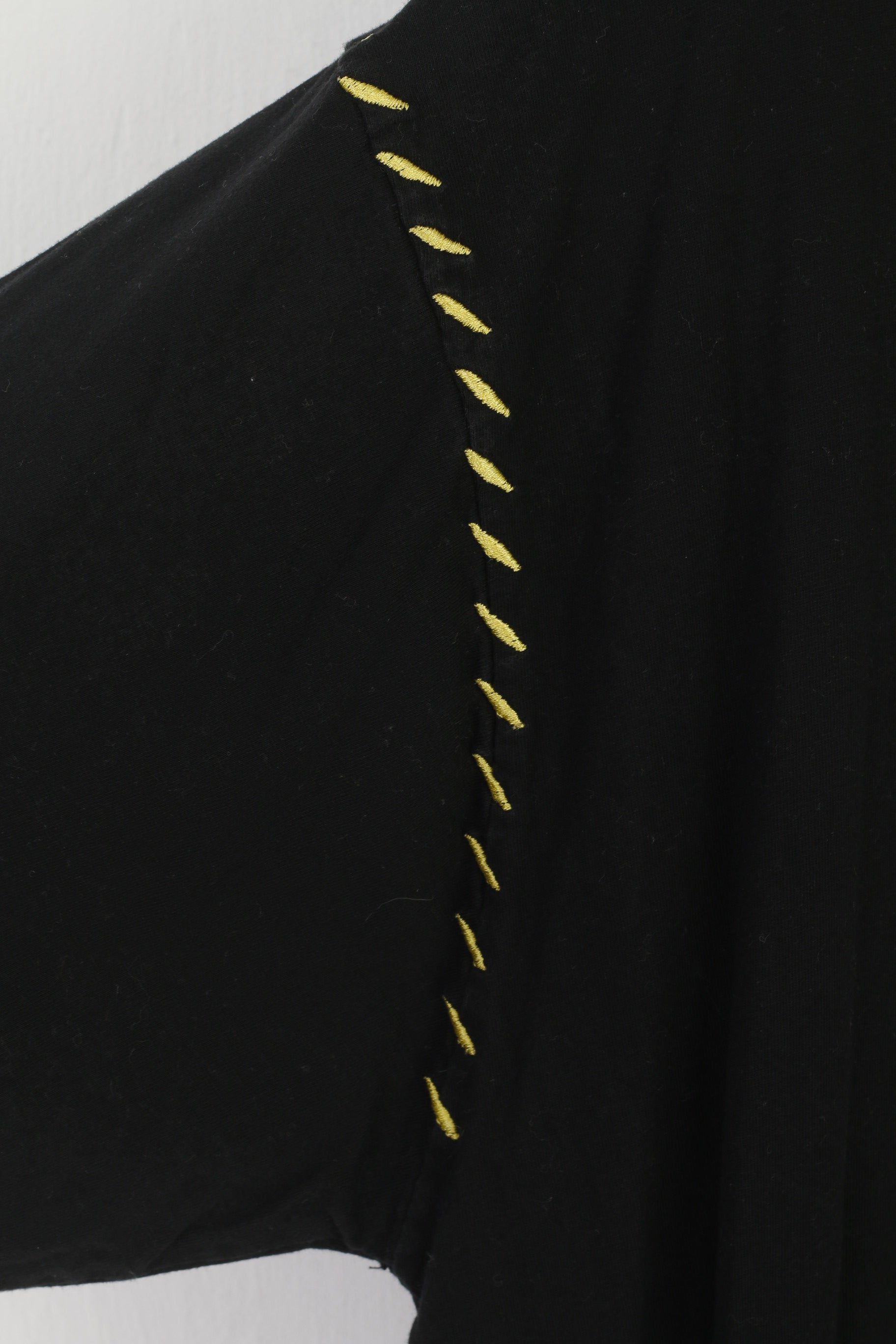 Everlast Men M Shirt Black Cotton V Neck Graphic Choice of Champ Sport Top