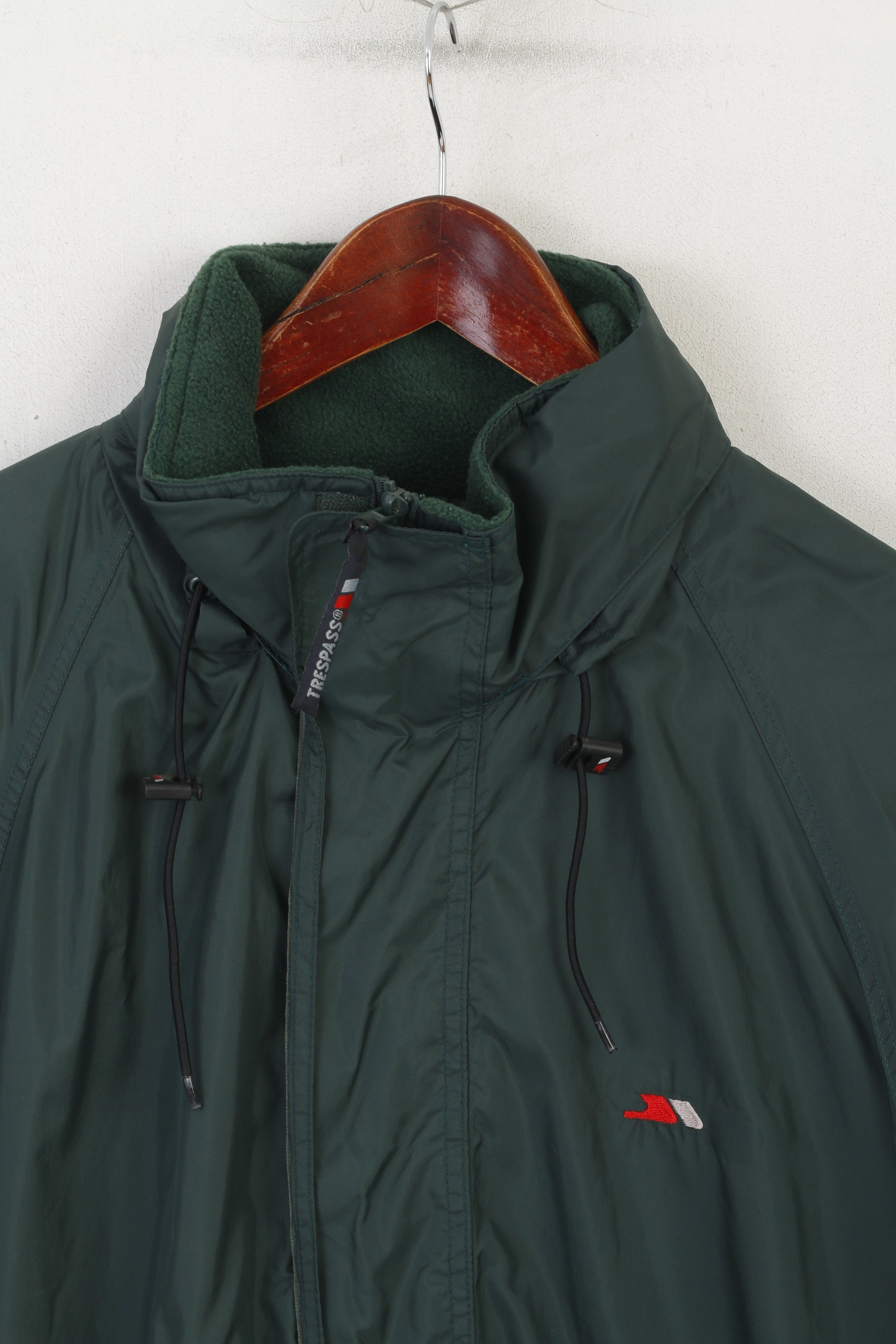 Trespass Abbigliamento da golf traspirante Giacca da uomo L Giacca verde in nylon impermeabile con cappuccio nascosto