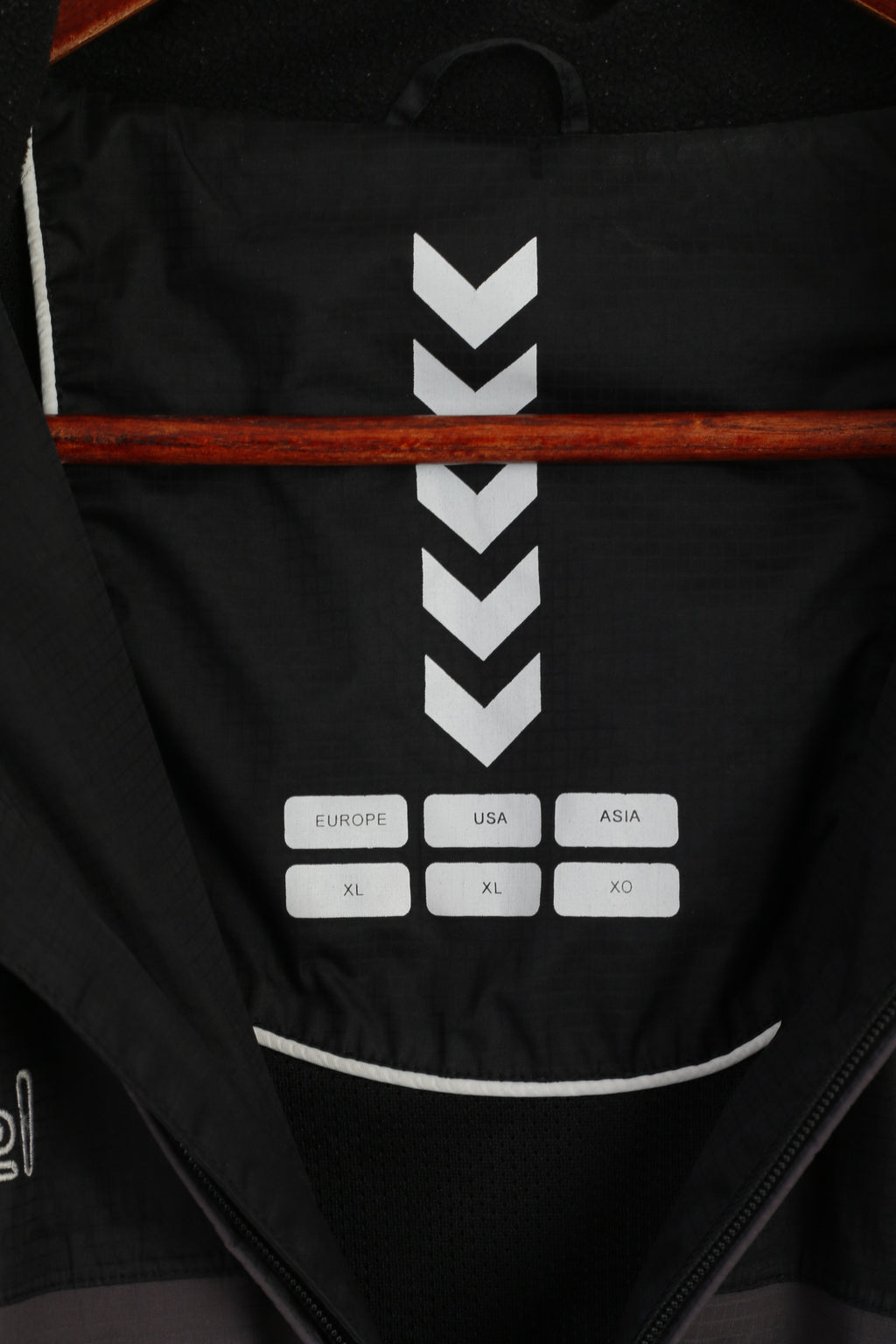 Hummel Hommes XL Veste Gris Aughton Town Green FC #4 Haut de Football Zippé à Capuche