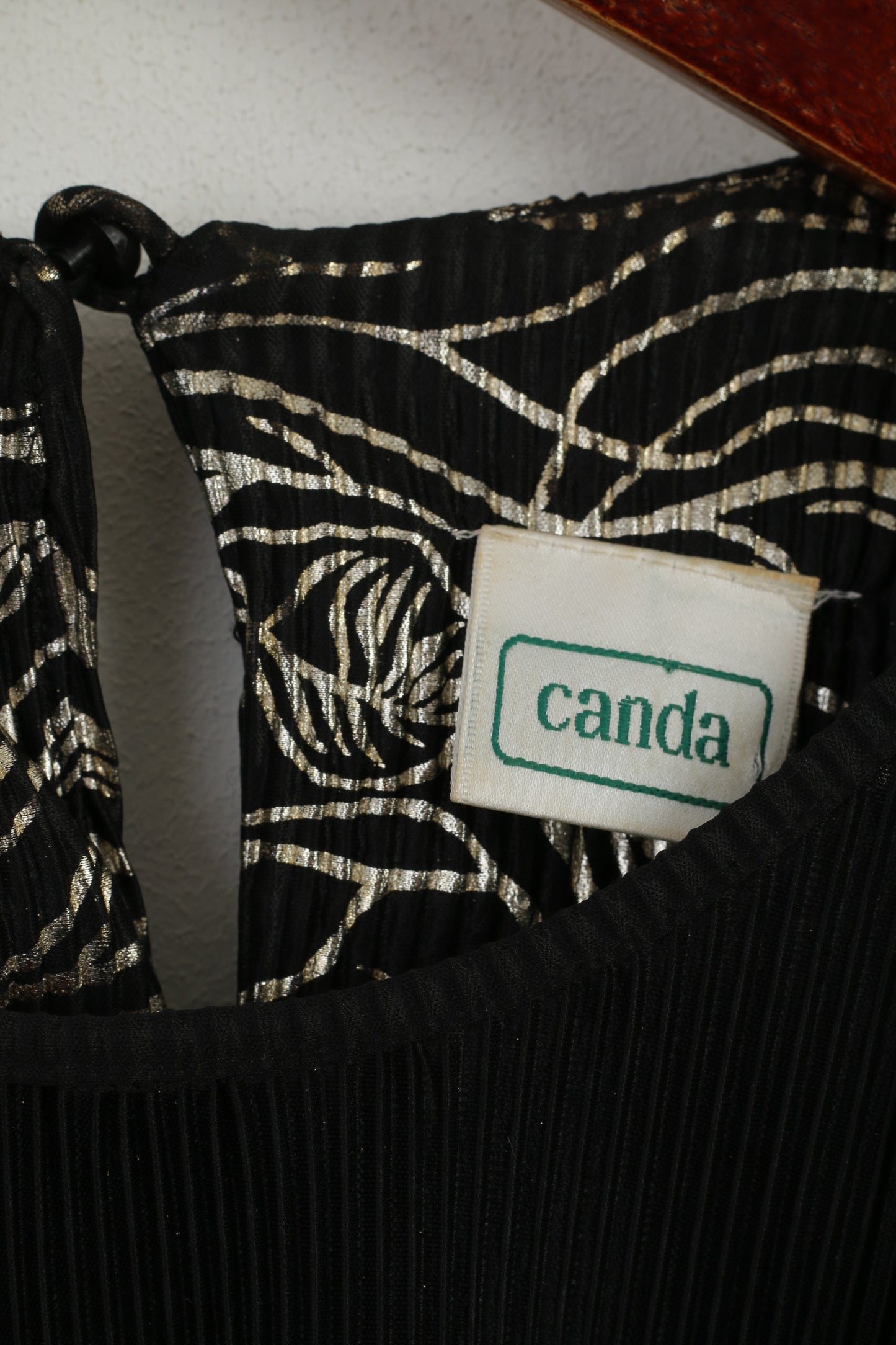 CANADA C&A Women 14 42 Shirt Black Gold Printed Elegant Short Sleeve Top