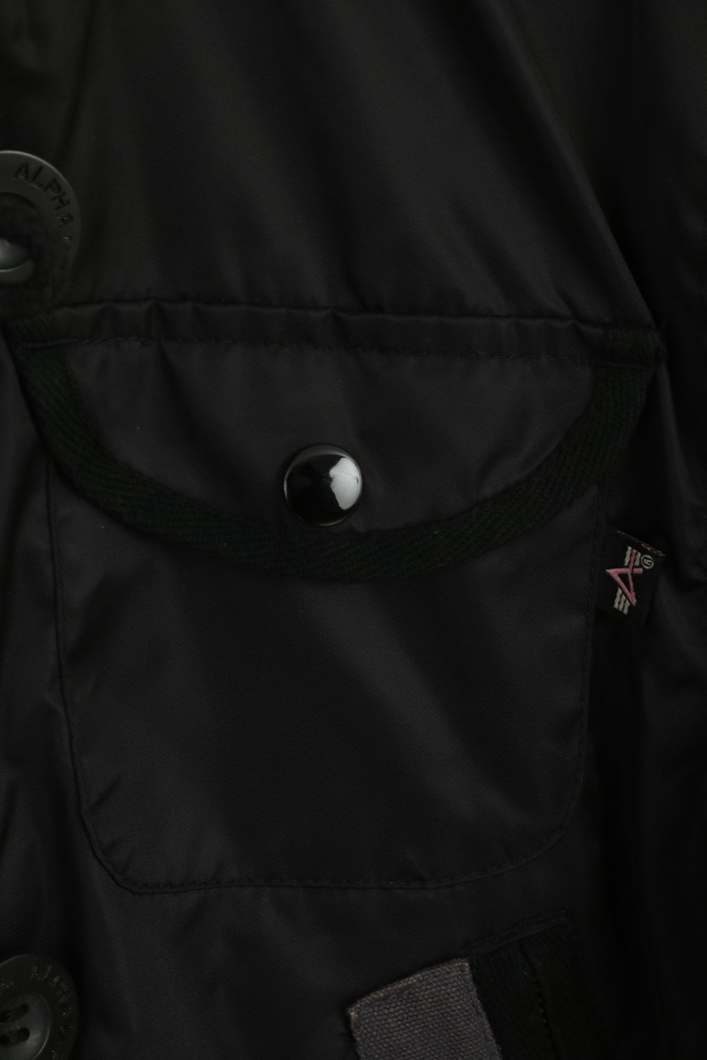 Giacca da donna Alpha Industries M nera da motociclista in nylon impermeabile con cappuccio nascosto imbottito