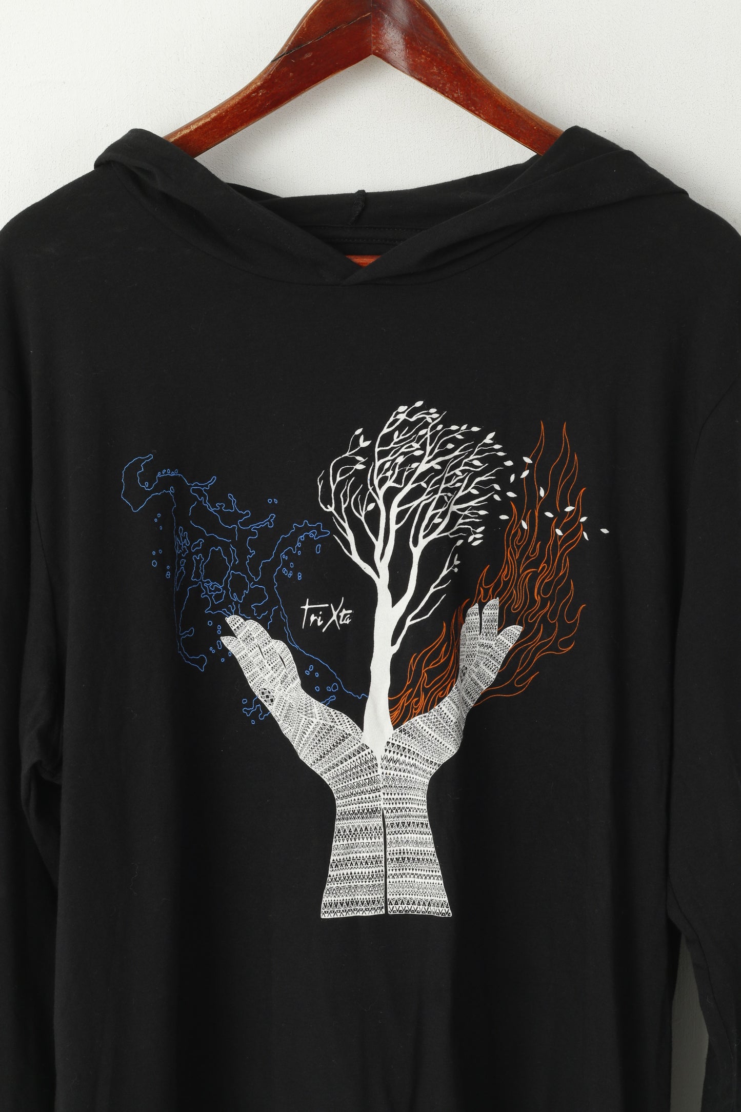 TriXta Men XL Shirt Black Artistic Tribal Collection Long Sleeve Hooded Graphic Top