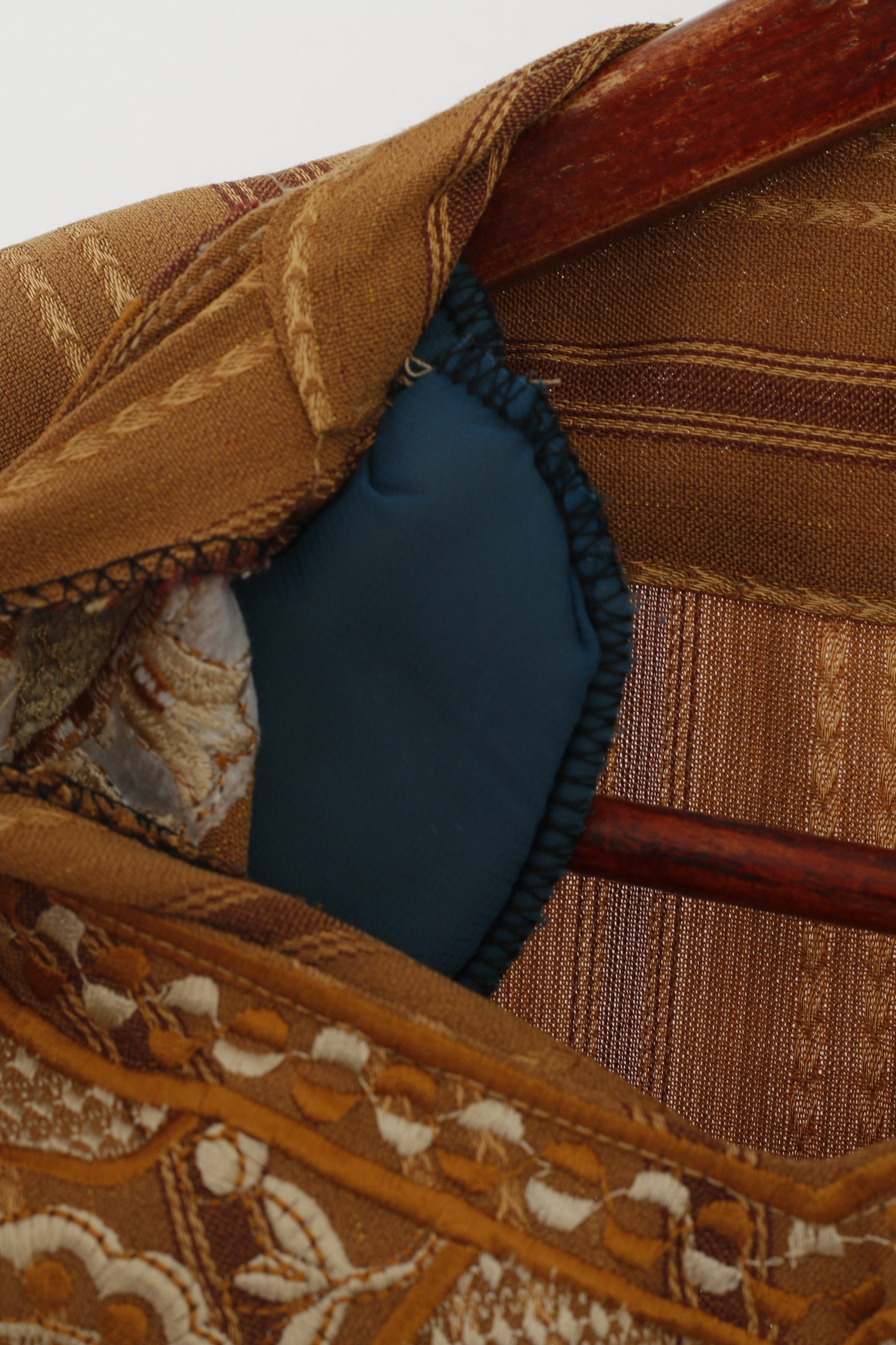 SAAD Women M Dress Brown Hindu Long Striped Emroidered Shoulder Pads Abaya