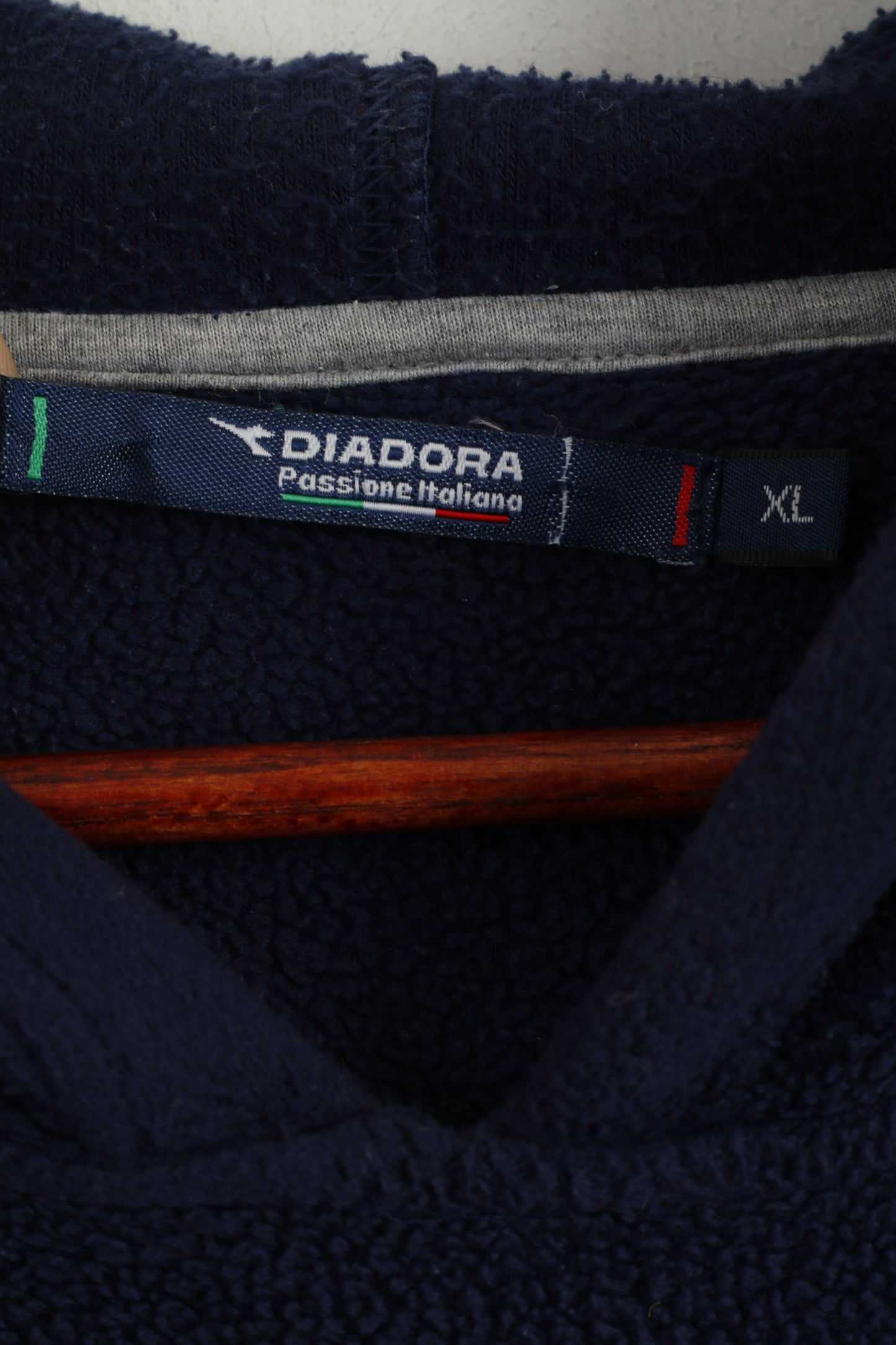 Diadora Men XL Fleece Top Navy Sport Hooded Pullover Kangaroo Pocket Sweatshirt